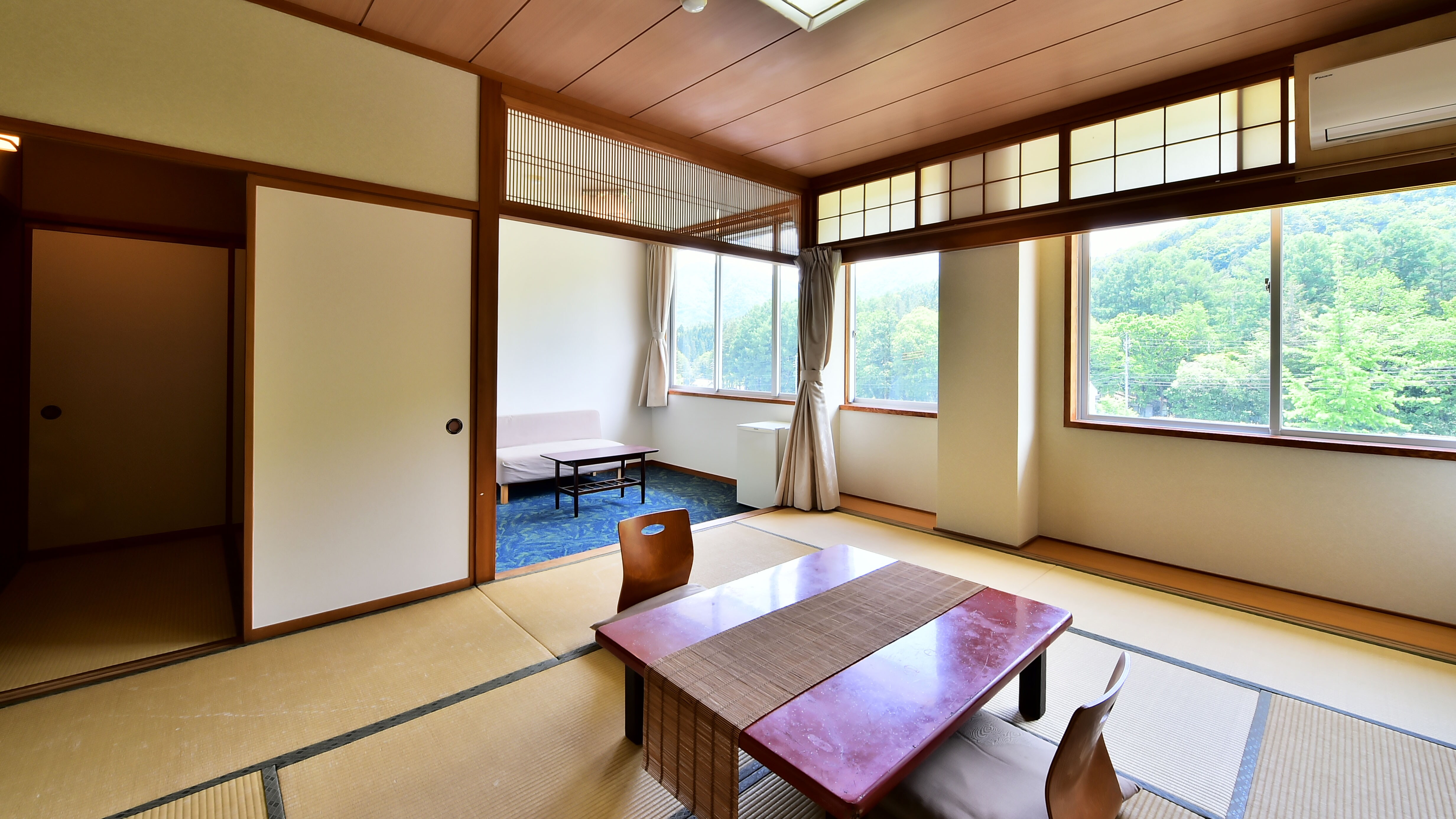 Japanese style room (with bath and toilet)