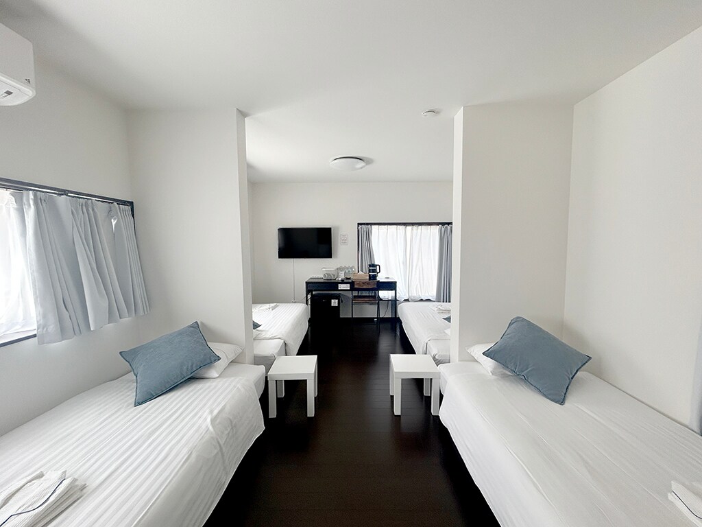 【无烟】四人包间 *共用浴室和卫生间