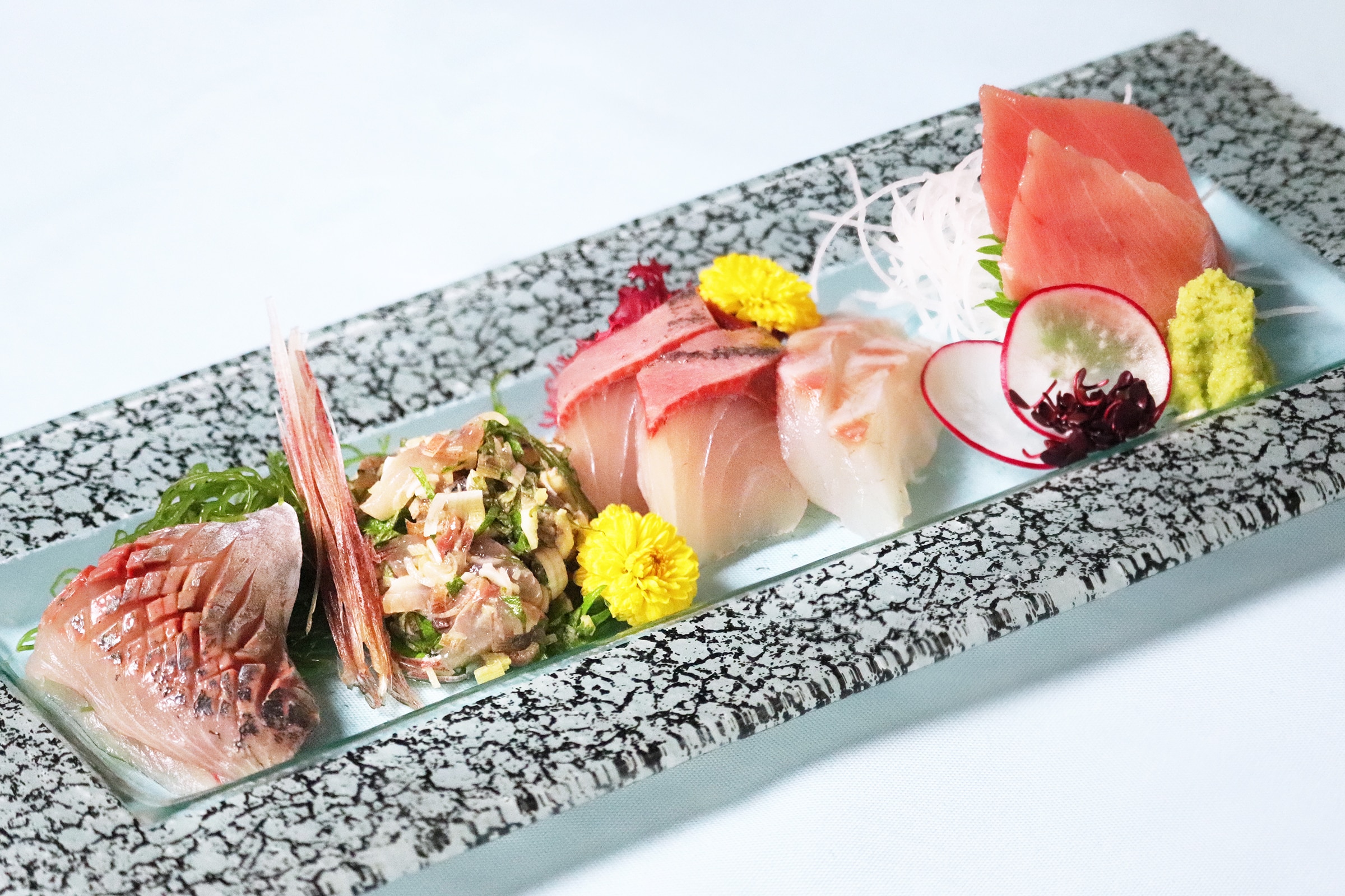 [Makan malam] Sashimi makanan laut musiman yang dipilih dengan cermat (Seven Seas Colorful Kaiseki)