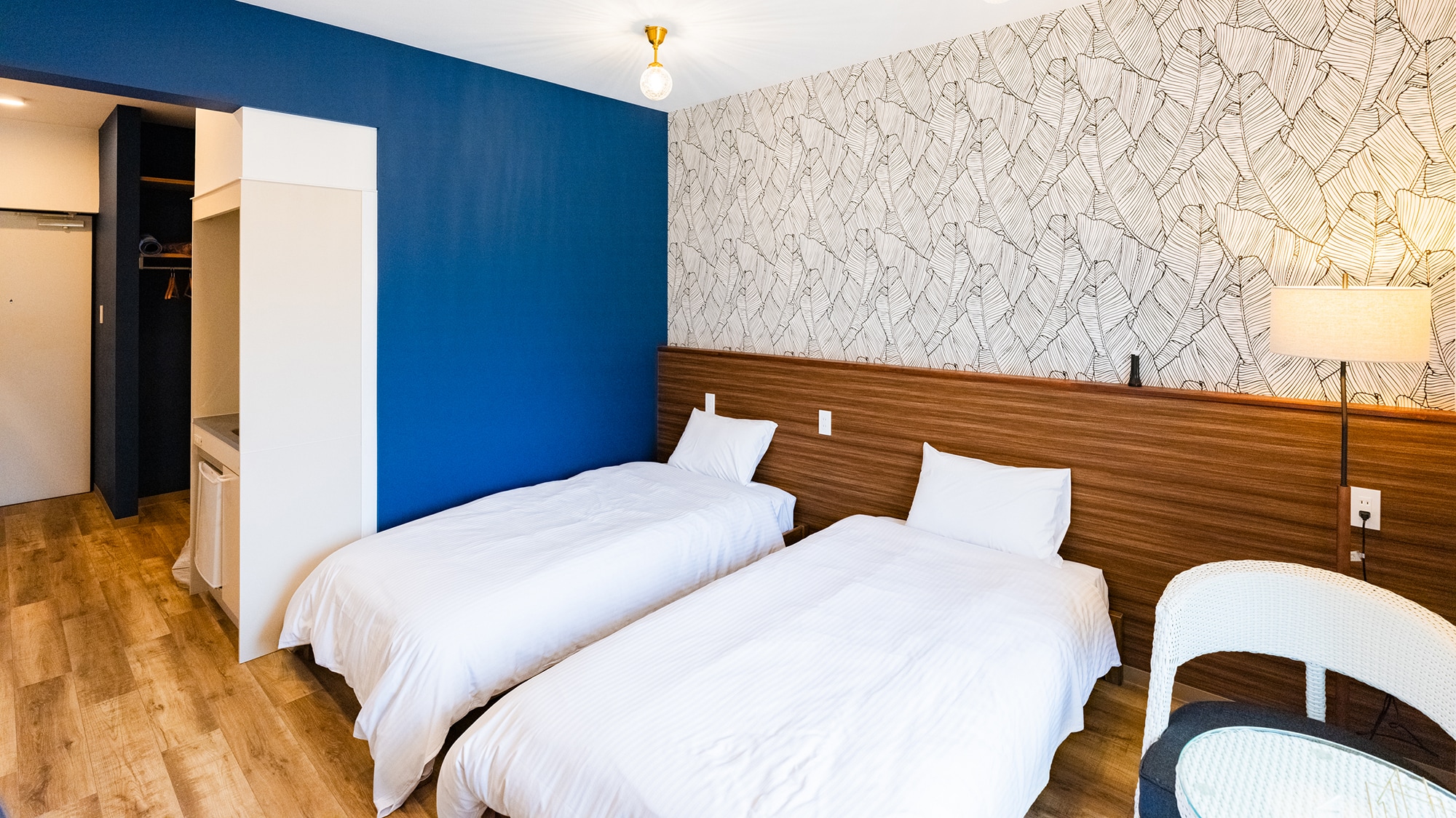 Spend special time with your family in a spacious condominium. Enjoy the nature of Miyakojima.