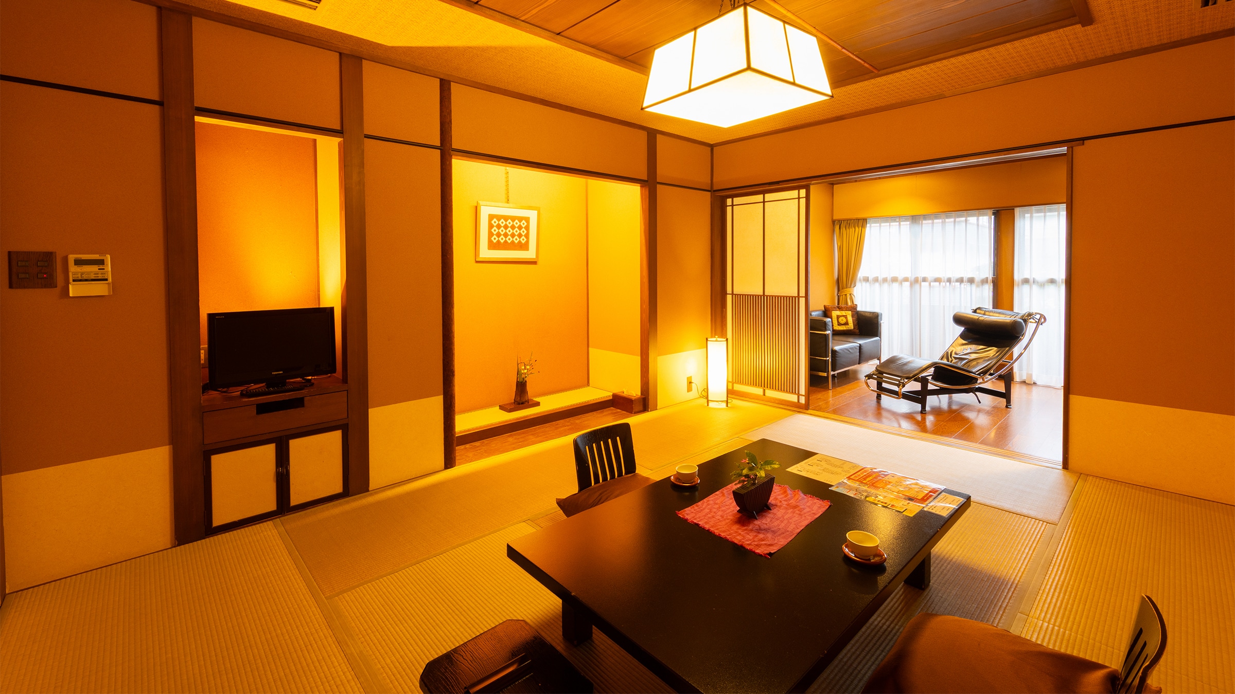 <Directly flowing from the source> Guest room with semi-open-air bath [Asagiiro] [Konpekiiro] 10 tatami mats + 6 tatami mats