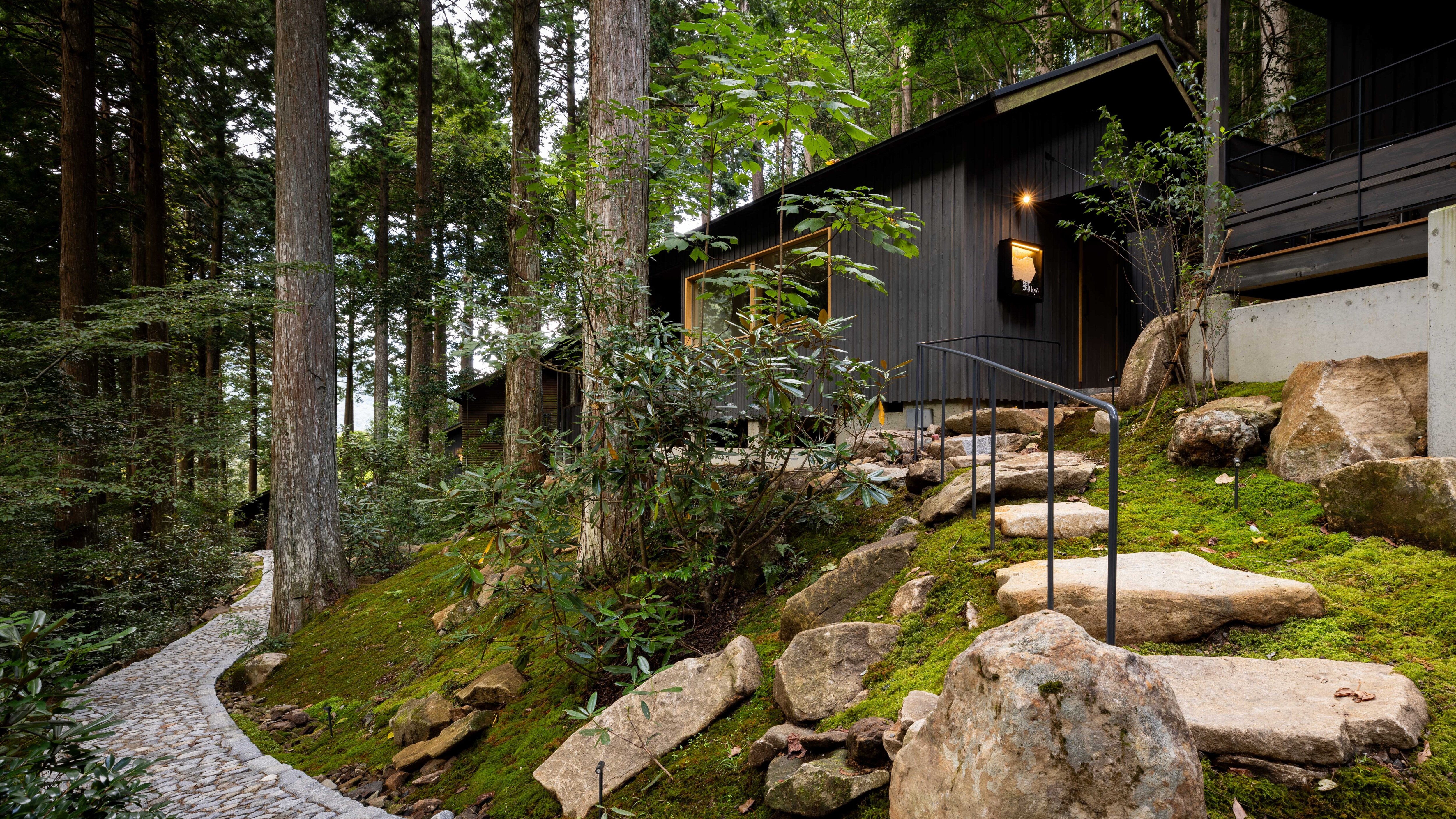 [Separate building] Exterior and surroundings on the premises