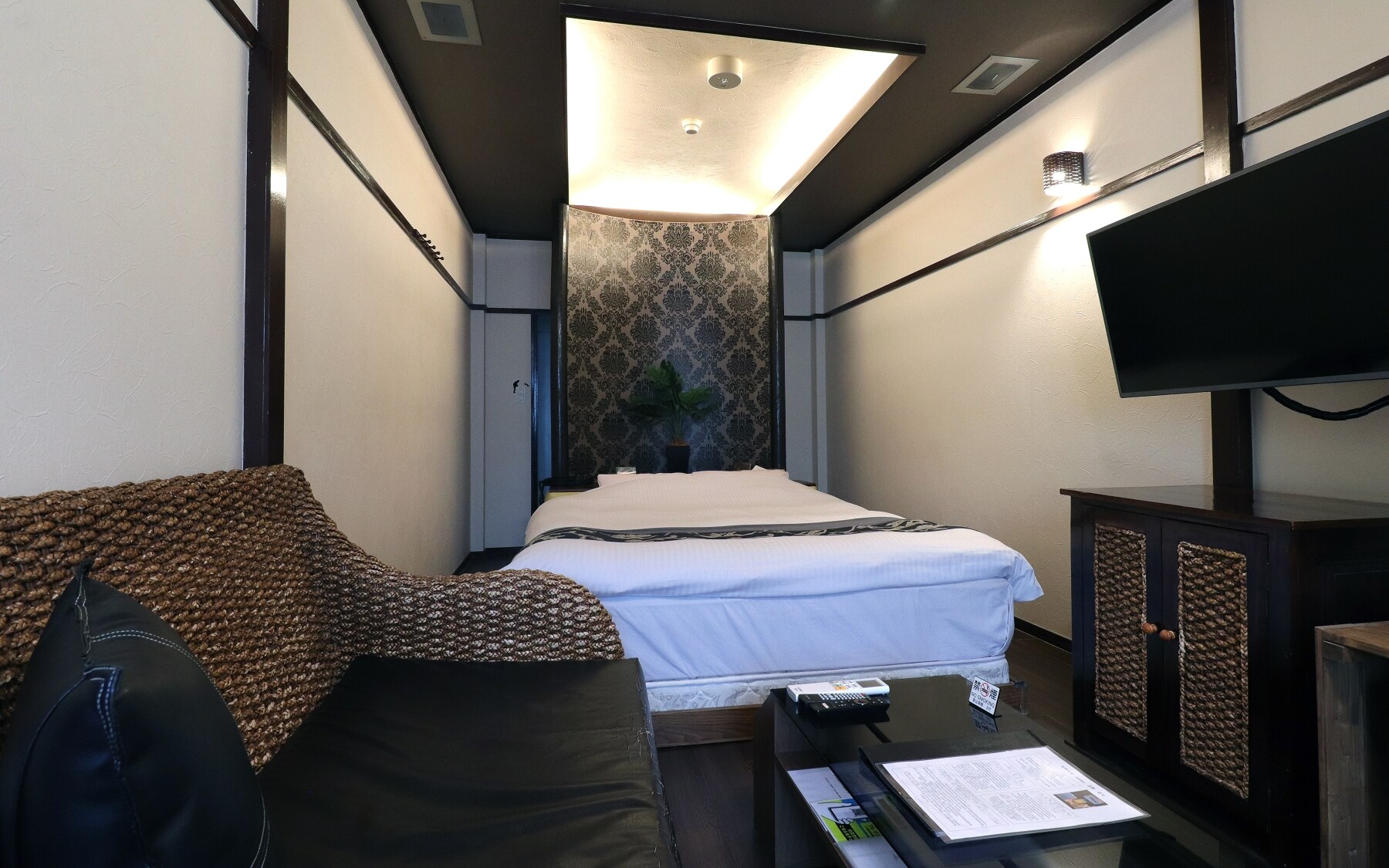 Example of a standard double room (non-smoking)