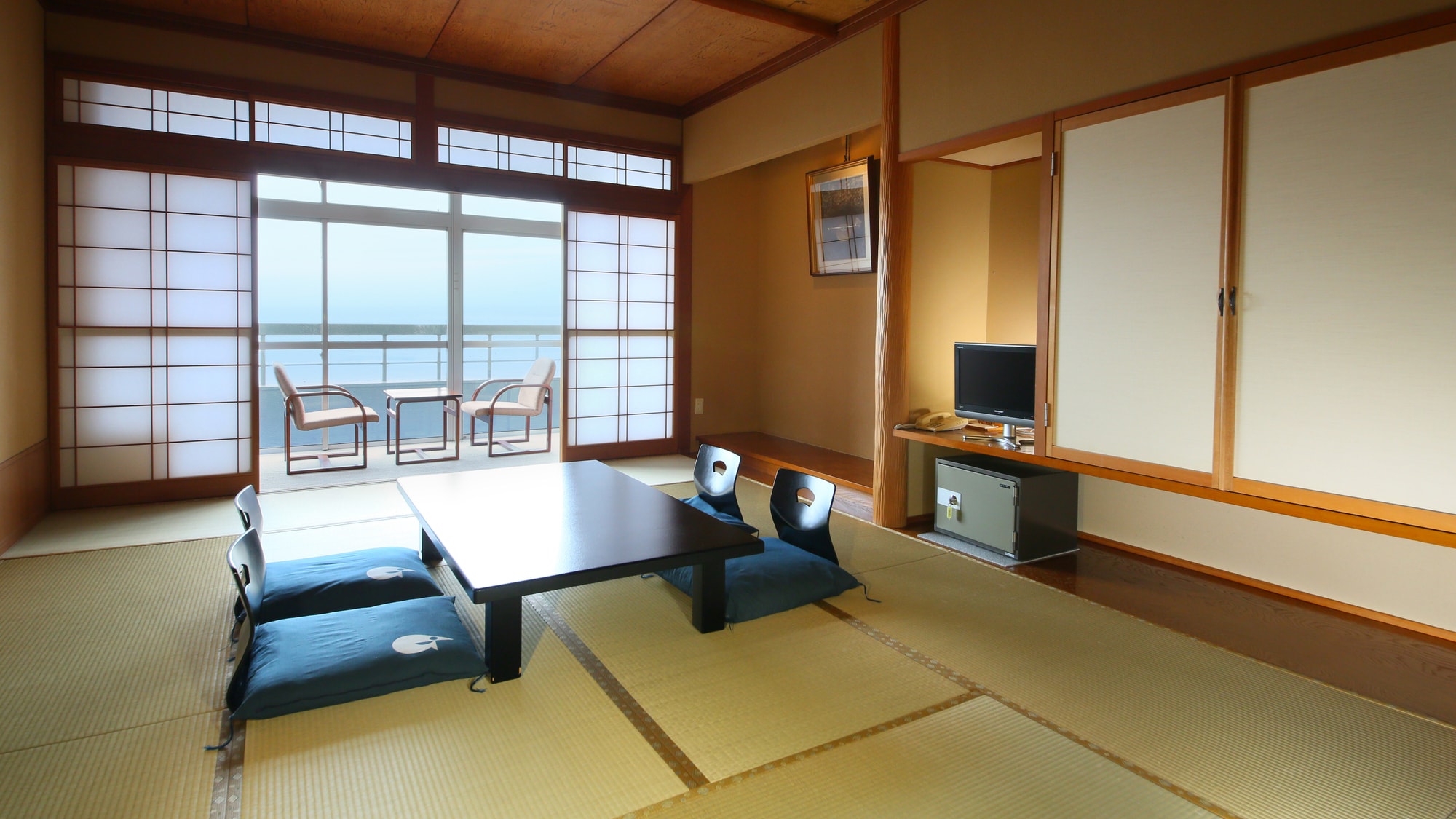 ★ [Non-smoking] [Star ridge / sea side] Japanese-style room 10 tatami mats