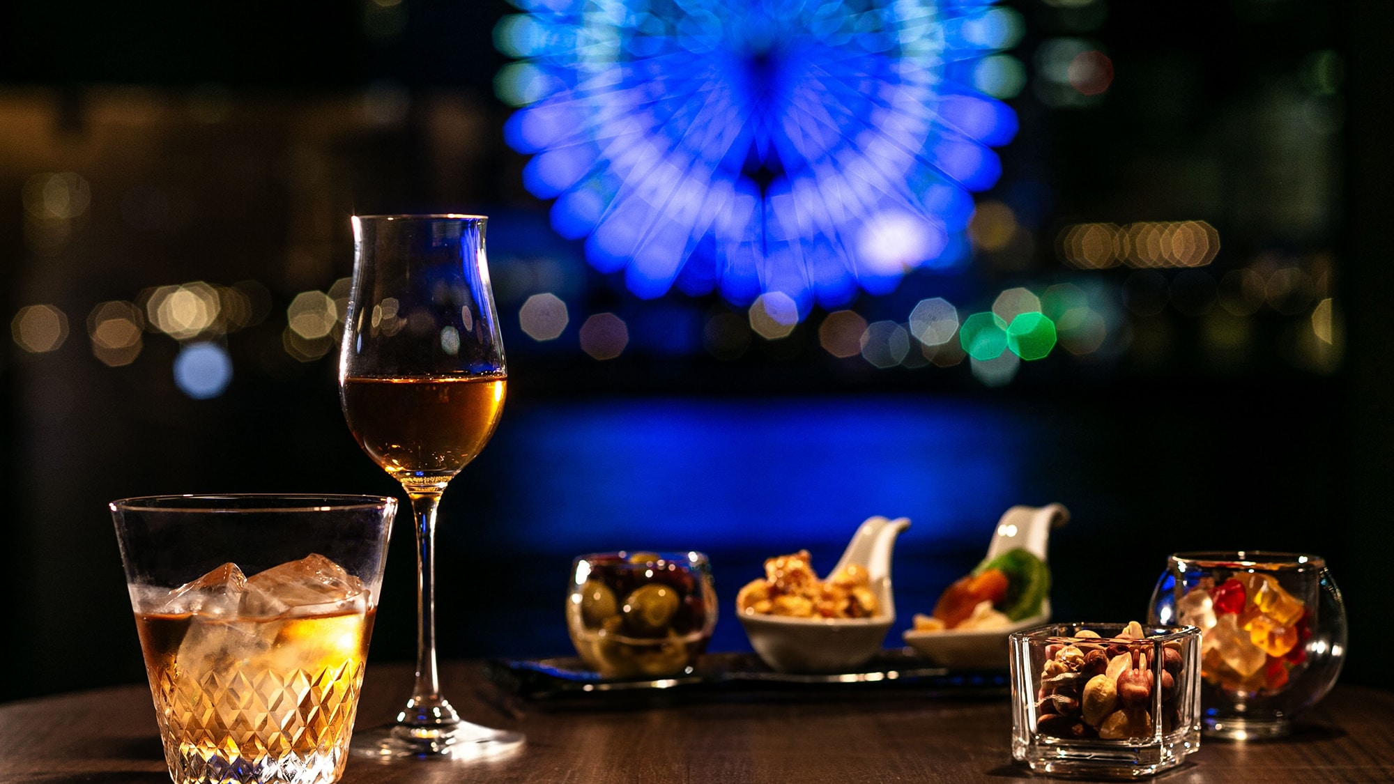 Executive Lounge Nighttime (image)