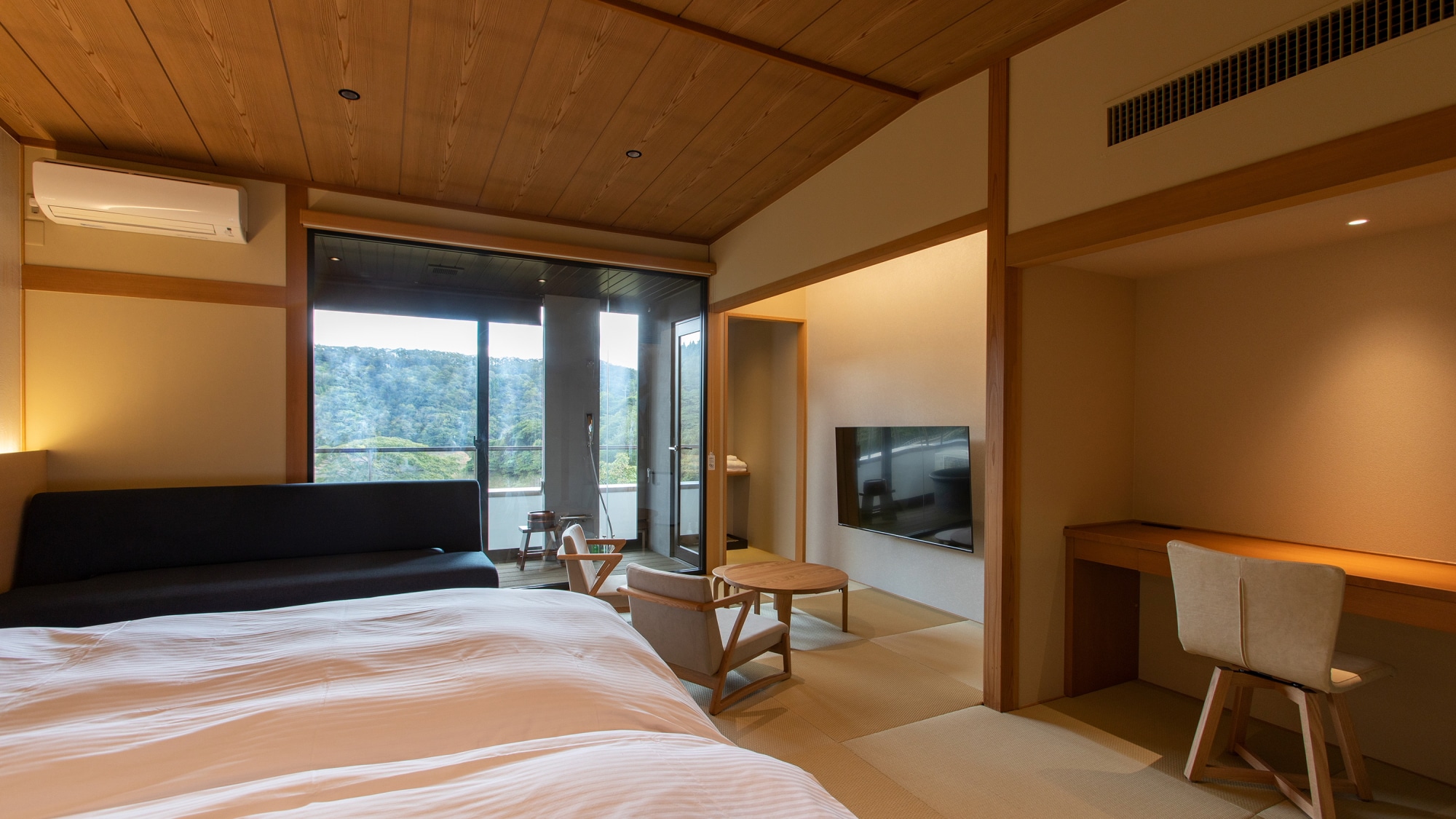 2nd floor: Guest room with open-air bath, Japanese style