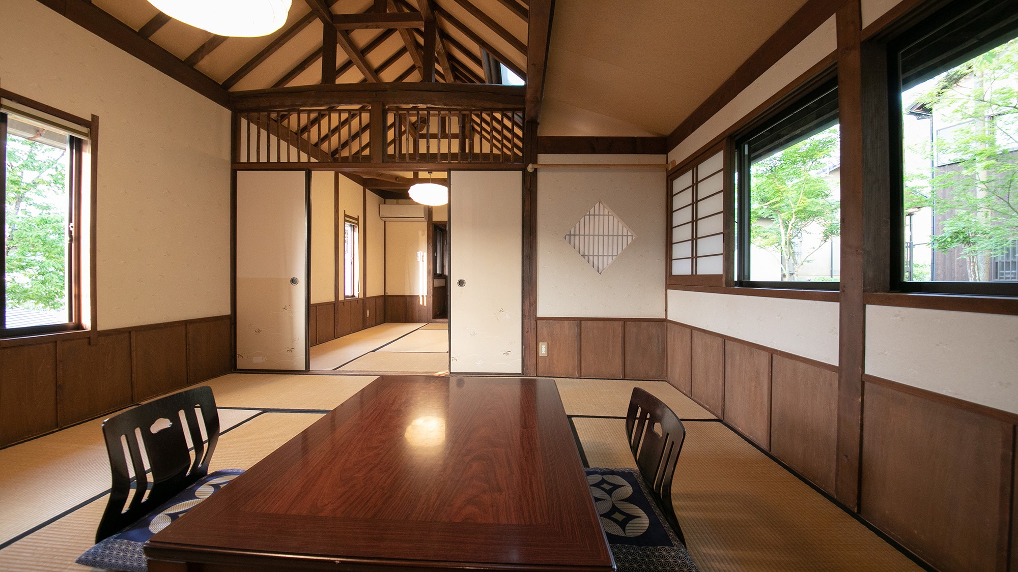 Main building "Tsurumi" 6 tatami mats and 8 tatami mats
