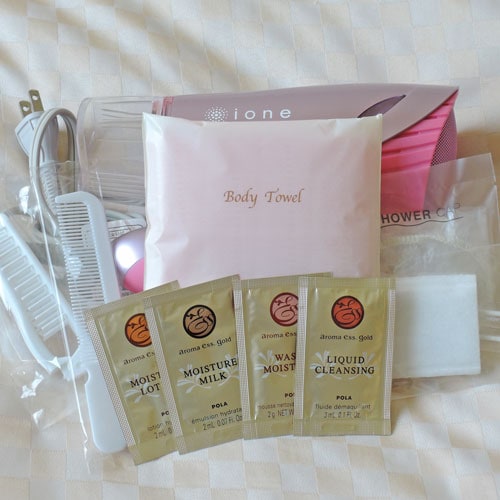 *[Women's amenities] Available at the front desk.