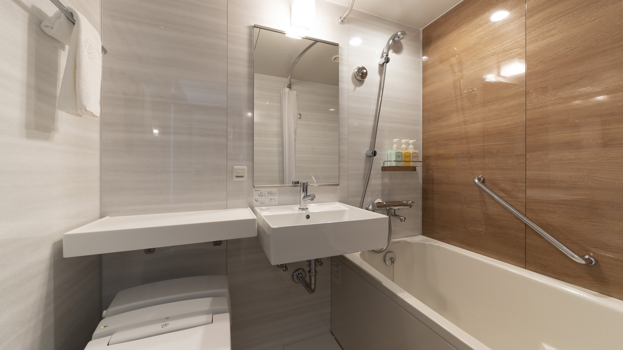 ■Kamar mandi kembar