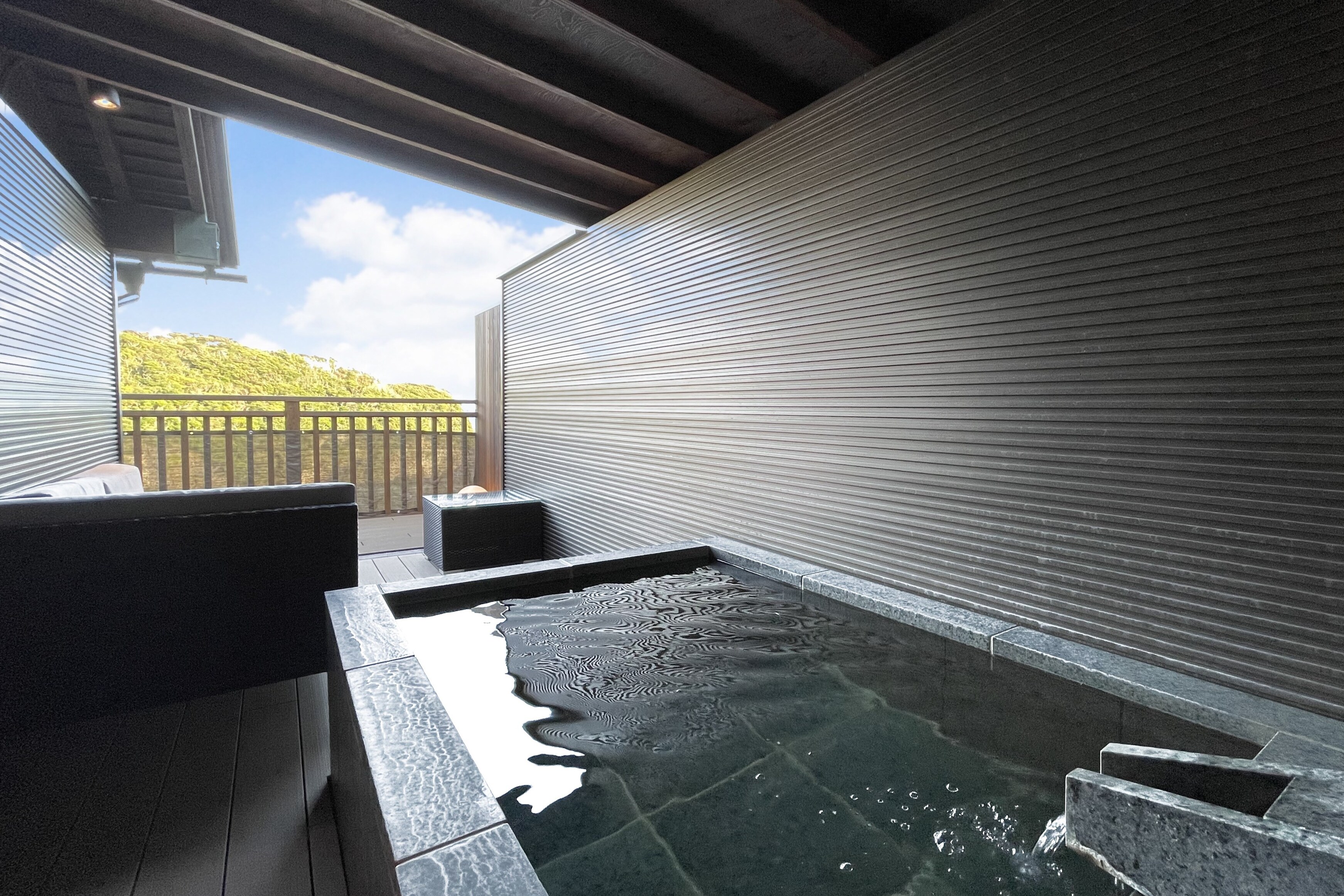 ubara suite example