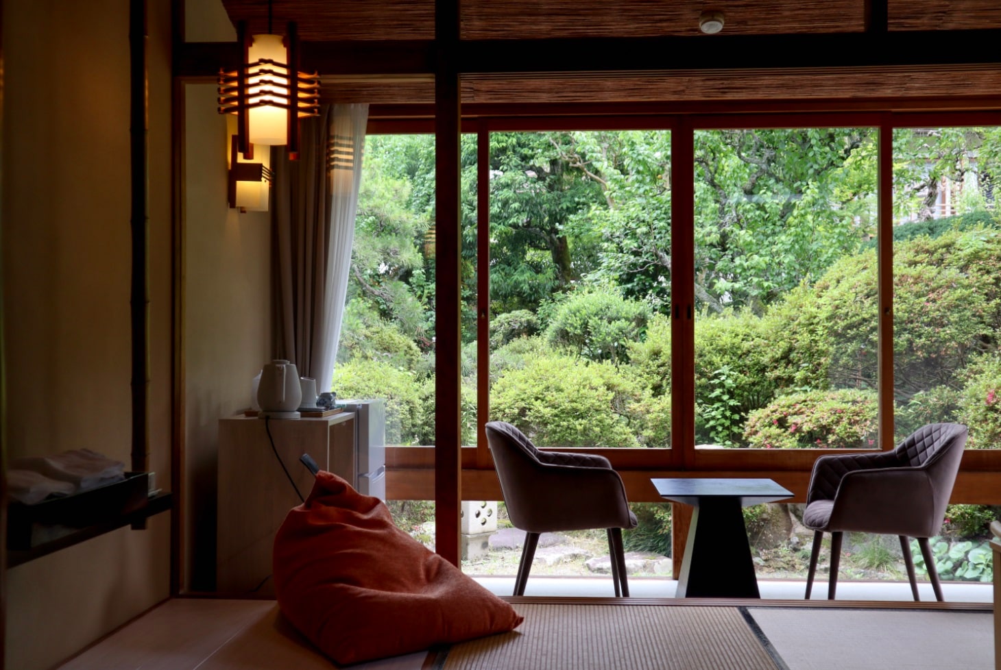 [111] Room in the back garden of the annex | Japanese-style room + veranda (with bathroom and toilet) | Annex, 1st floor | Non-smoking | Wi-Fi |