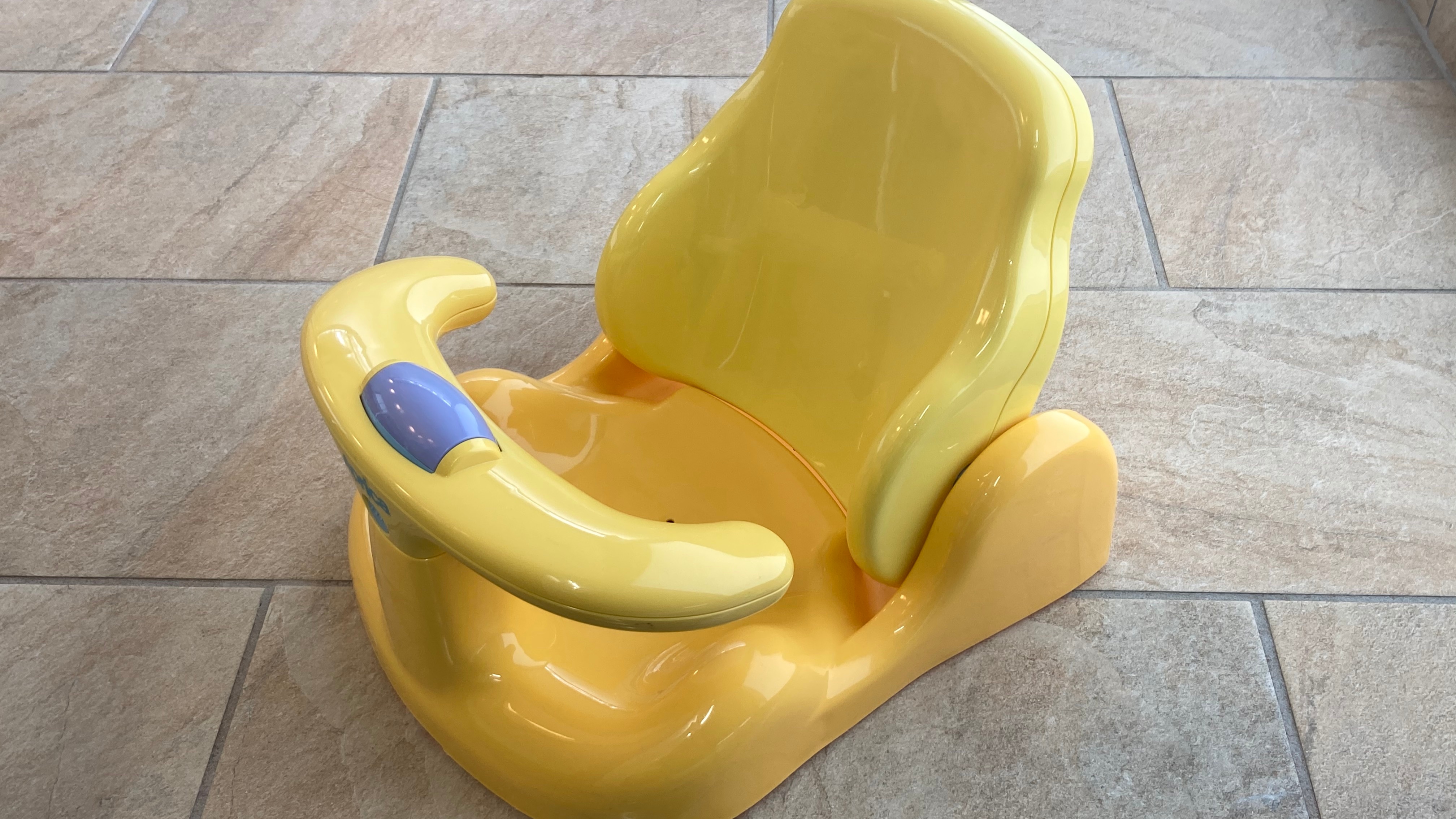 Kids bath chair