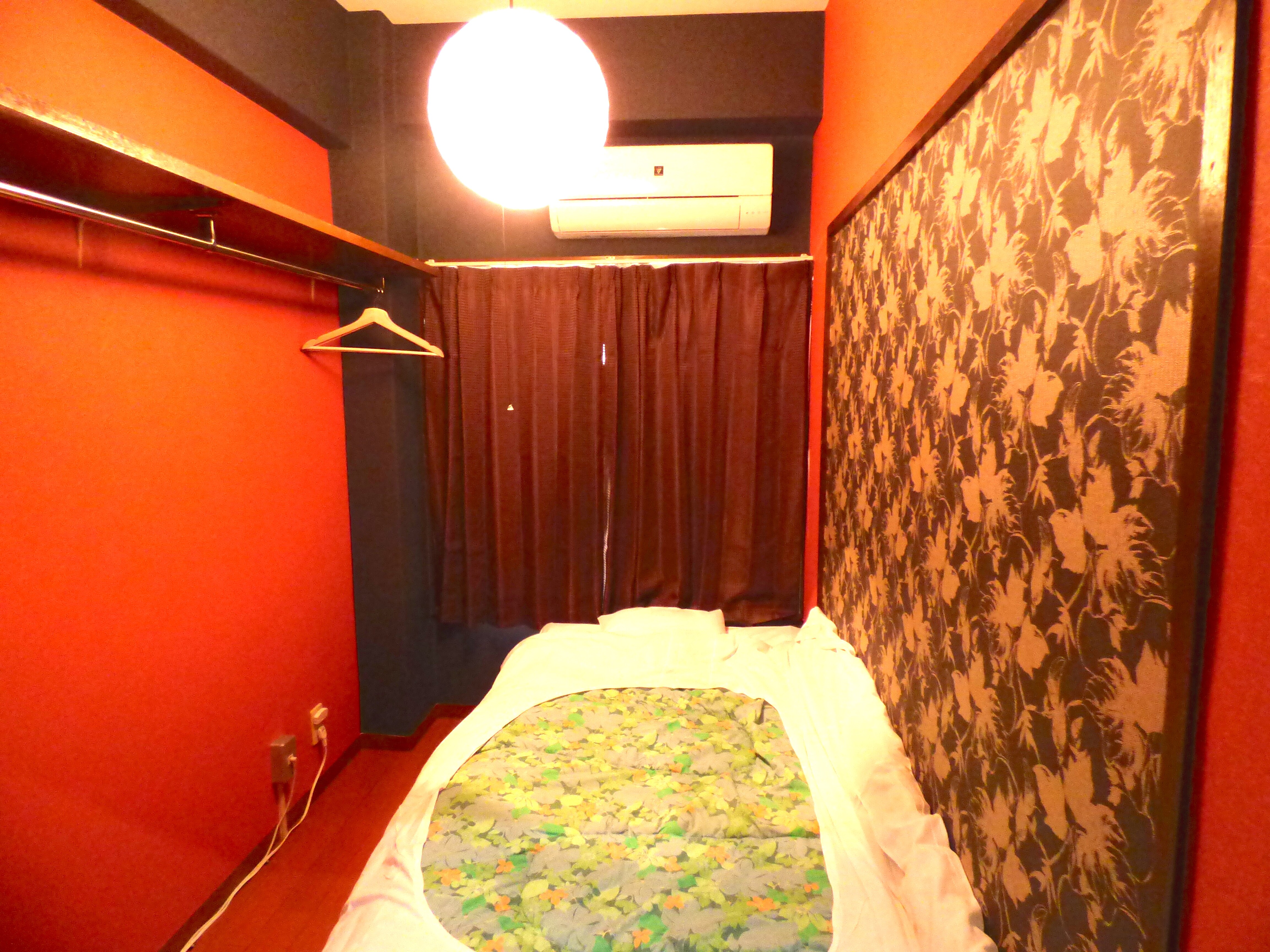 Western room 1