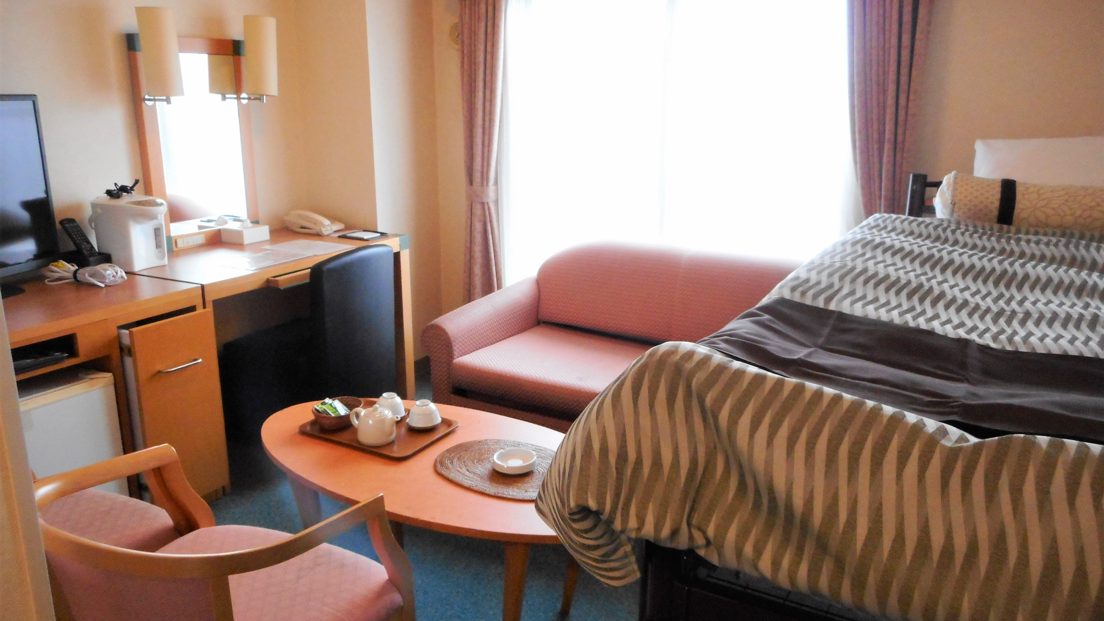 Deluxe Twin (Loft Room) 2
