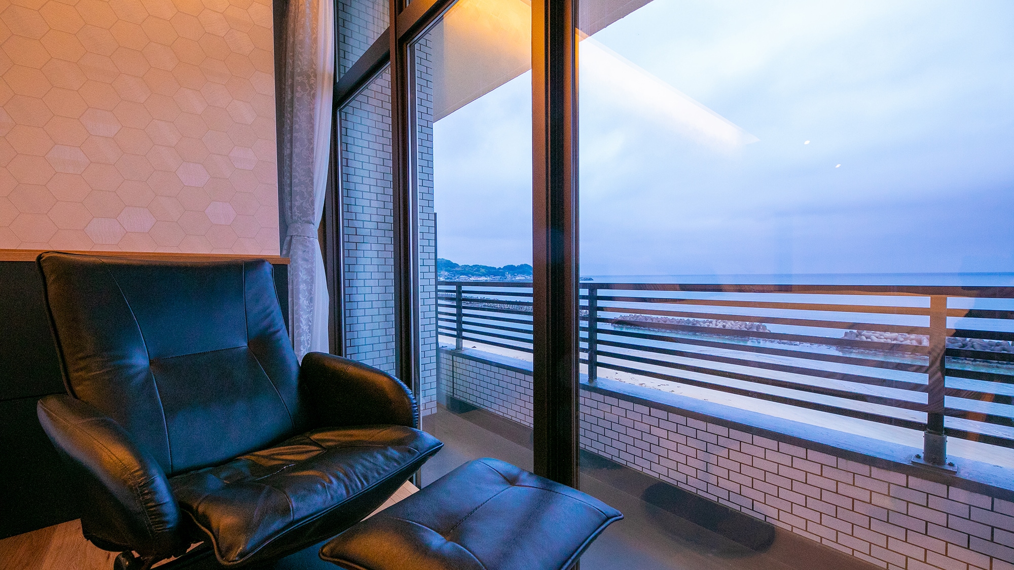 [Jr. Suite Japanese-Western Room - Non-smoking]