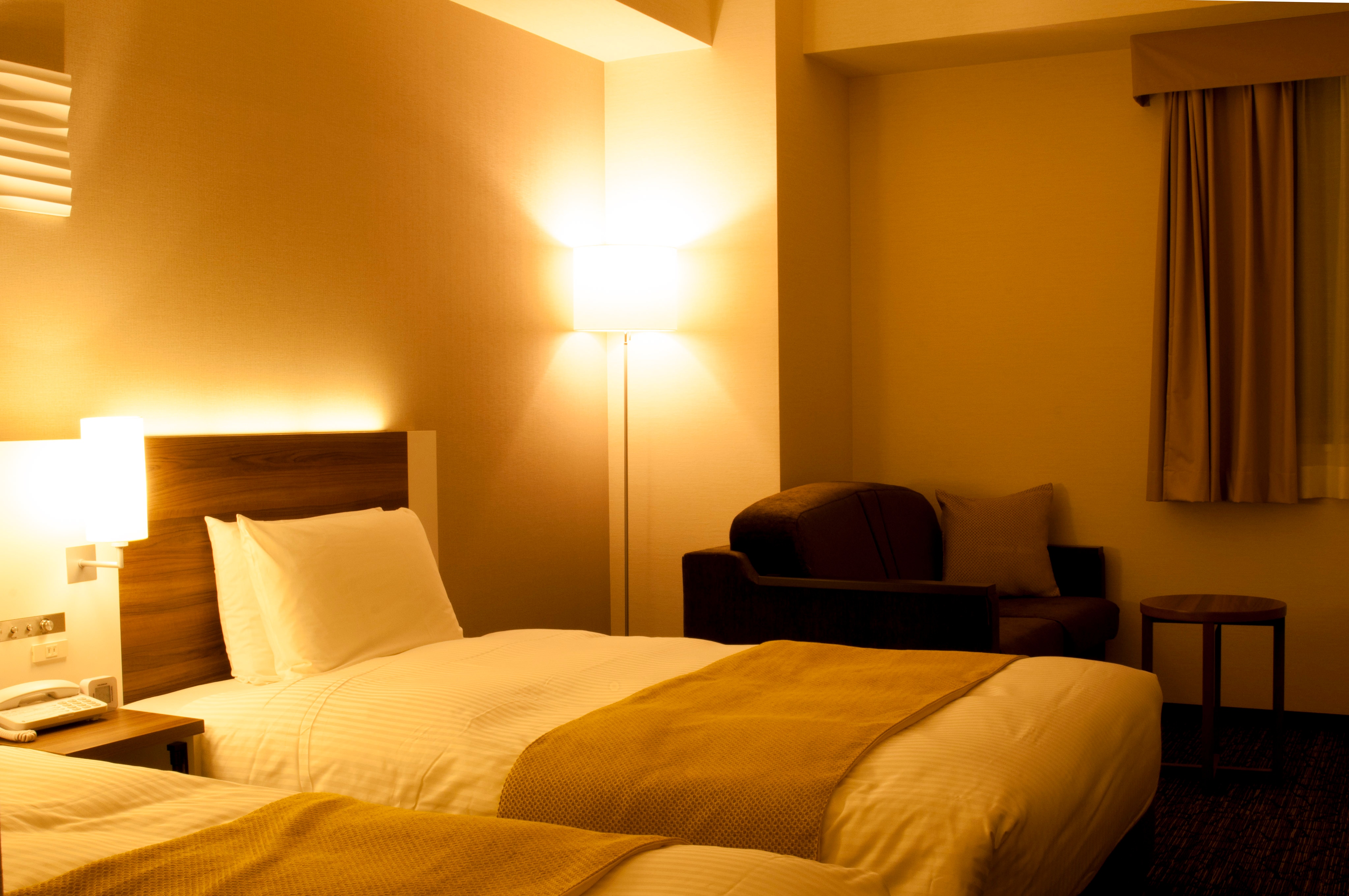 Twin Room B