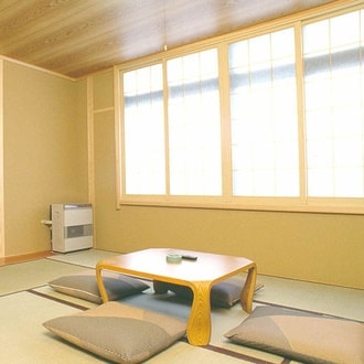 Japanese-style room with bath and toilet