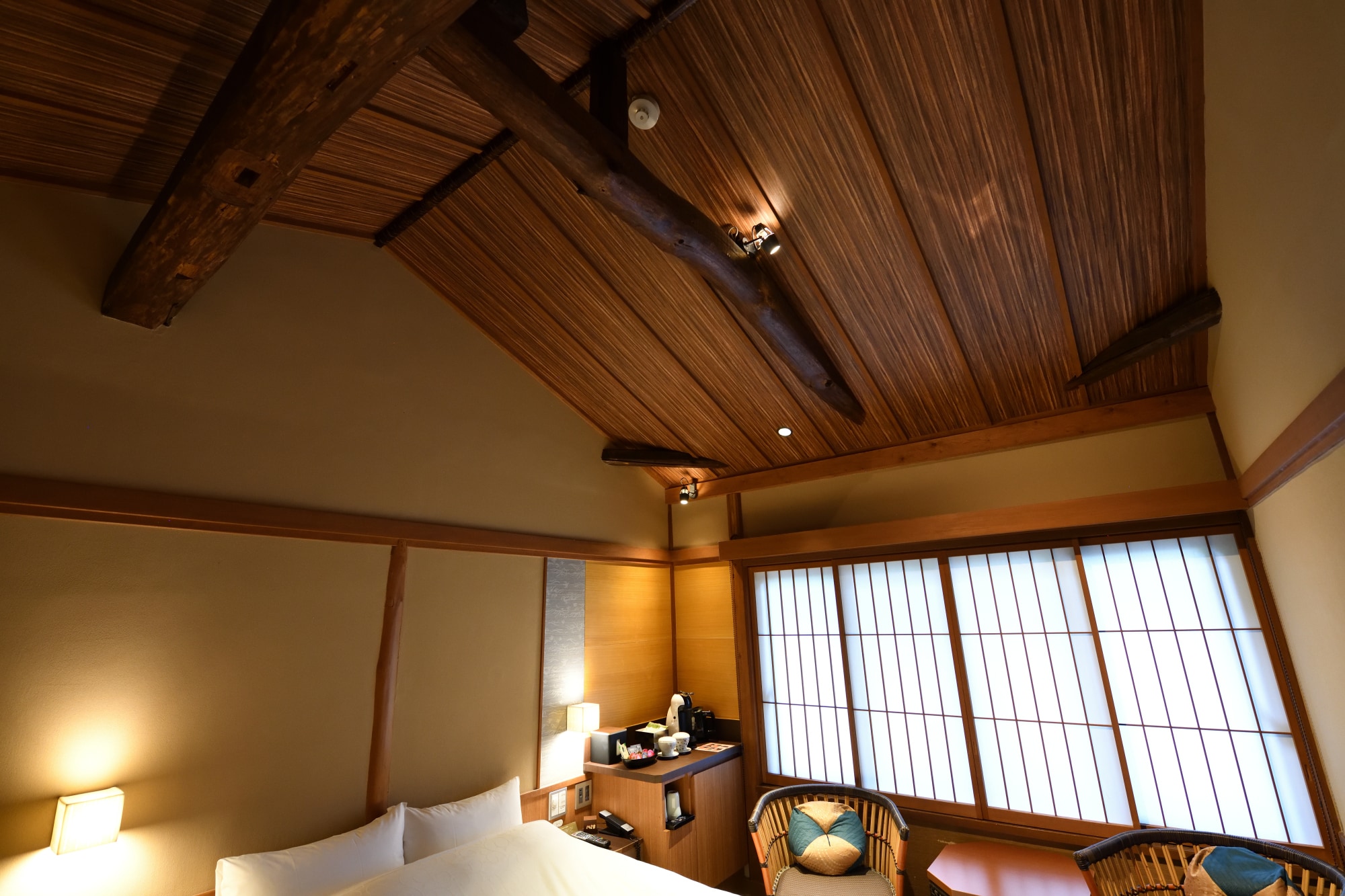 Guest room [white group]