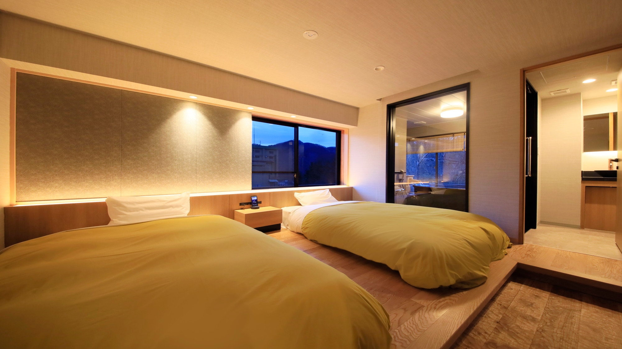 Guest room with hot spring bath