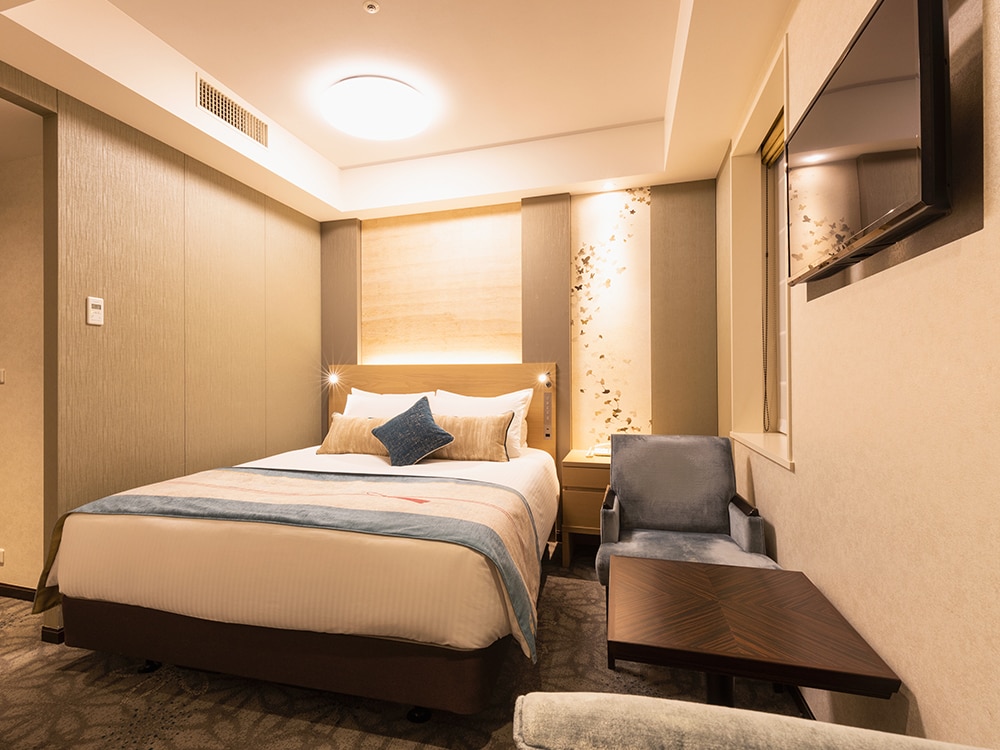 Atrium Side Queen 23 sqm
