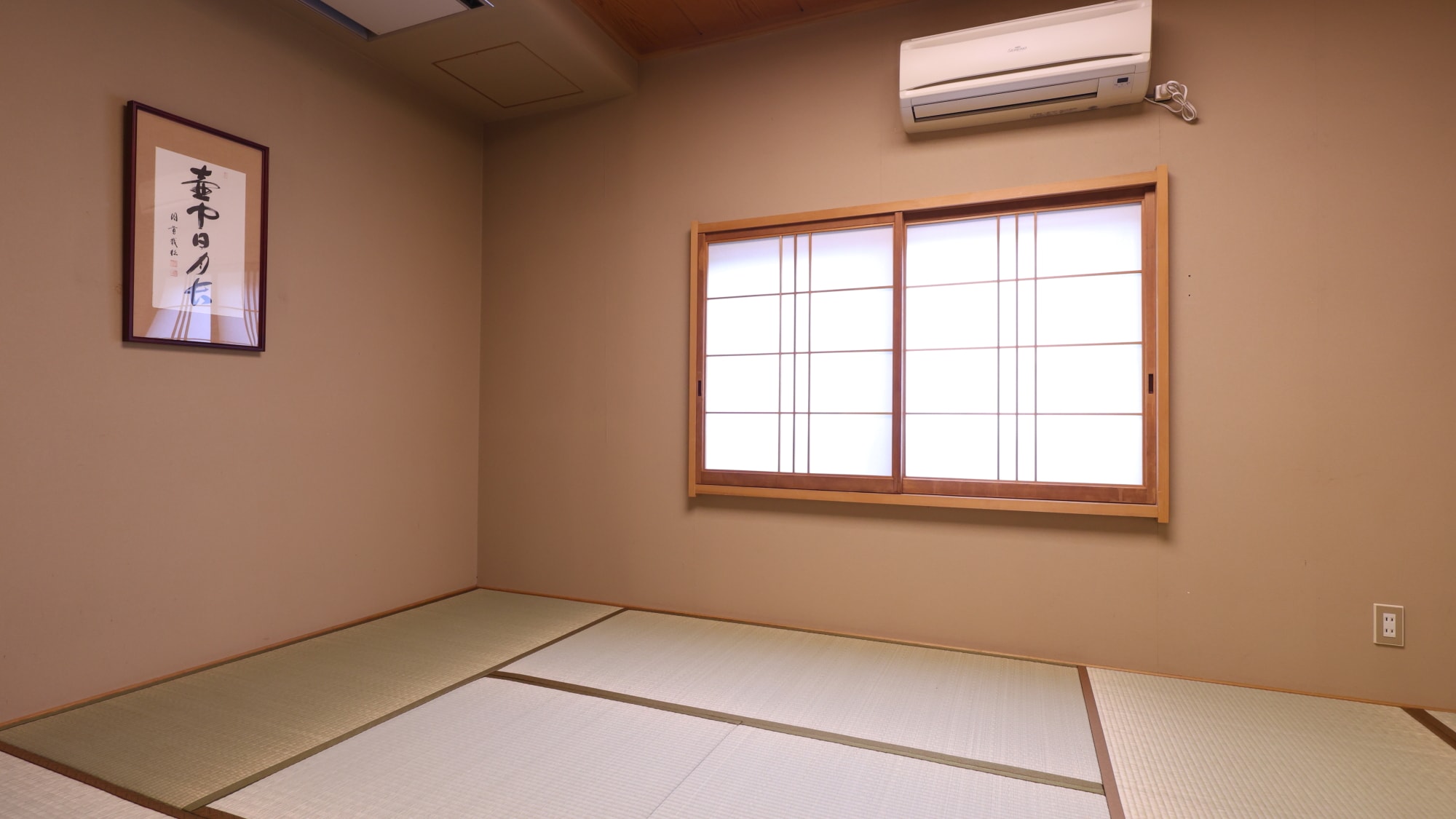 Next room: Japanese-style room 10 tatami mats + 6 tatami mats