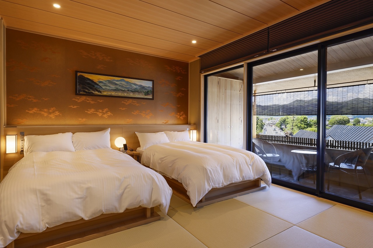 Atago (Bedroom)