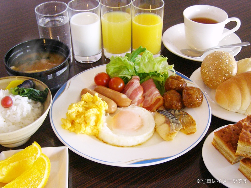 [Breakfast] A breakfast made with love by a mother who is always concerned about the health of her family. That is the kind of breakfast we aim to provide.