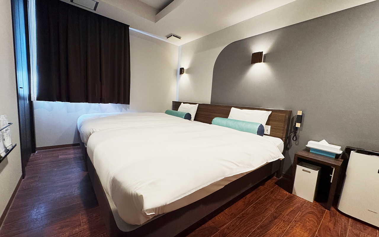 Twin Room 2