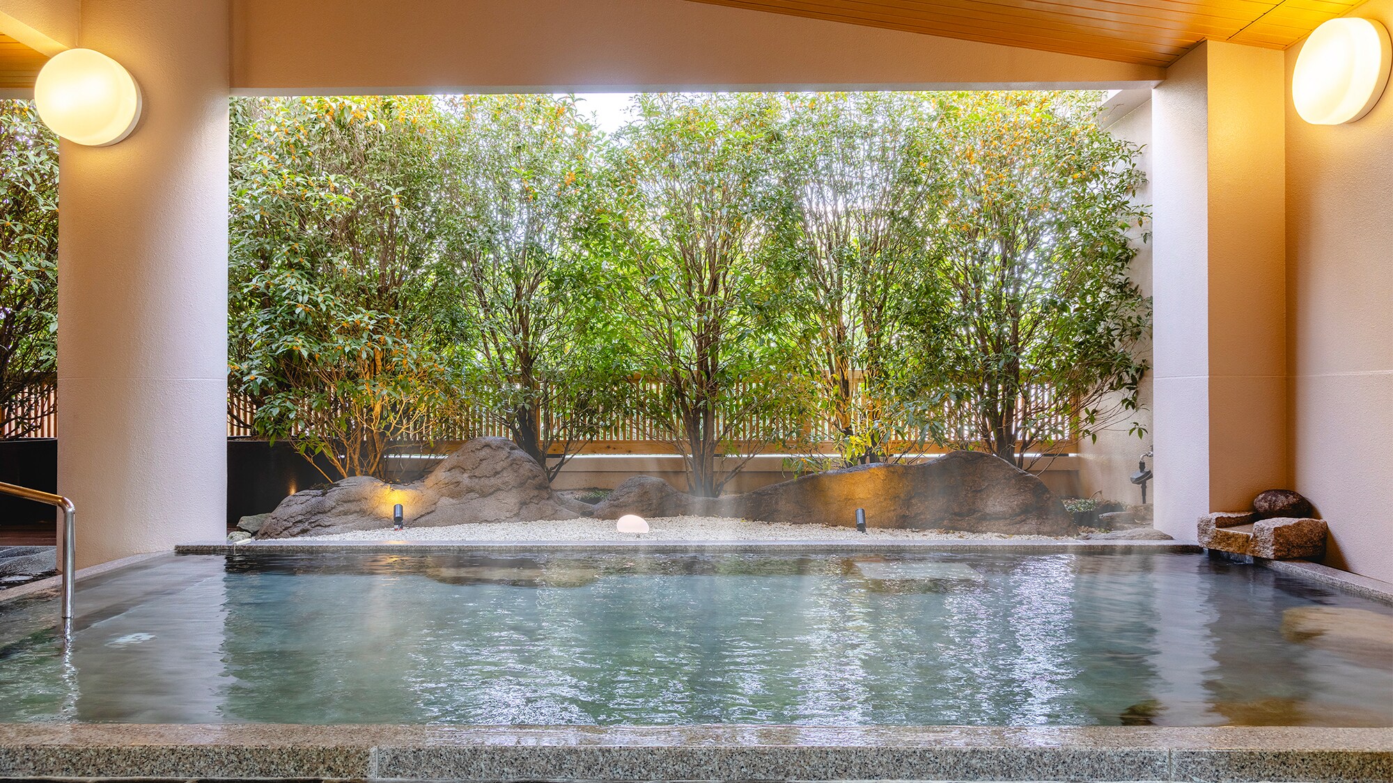 [New large public bath opens in 2025!]
