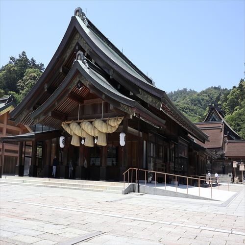 [Izumo Taisha Shrine] Shimane's most popular tourist spot! 45 minutes by car from our hotel ☆