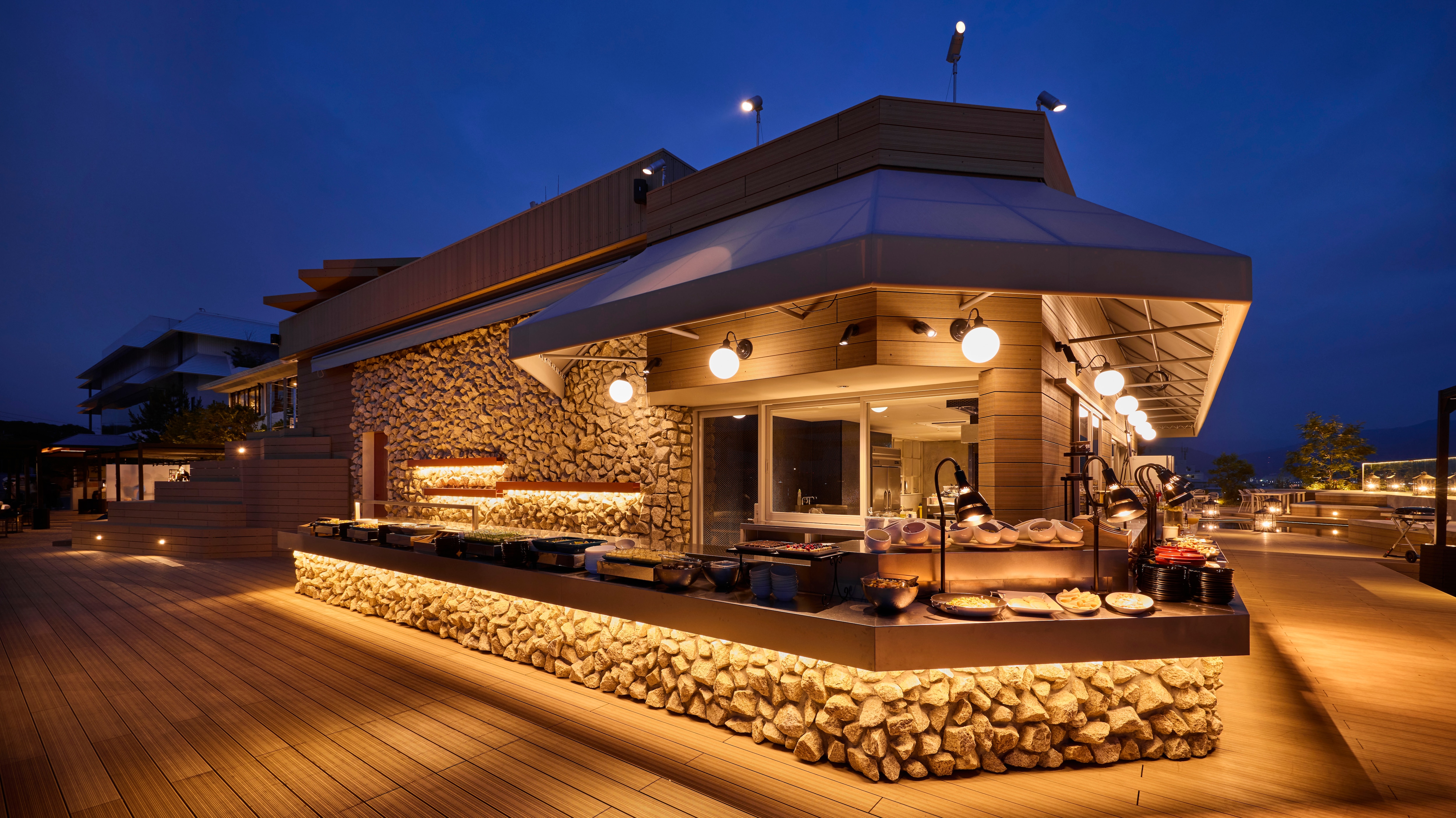 THE GARDEN BRASSERIE
