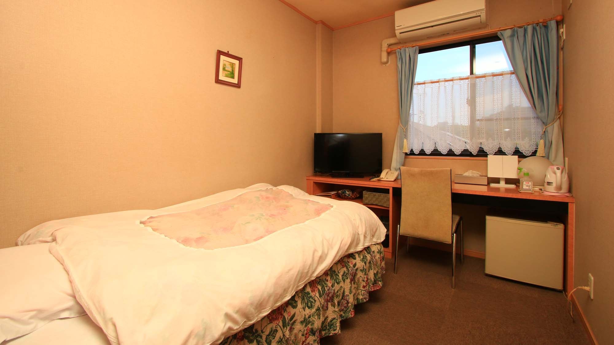 Western-style single
