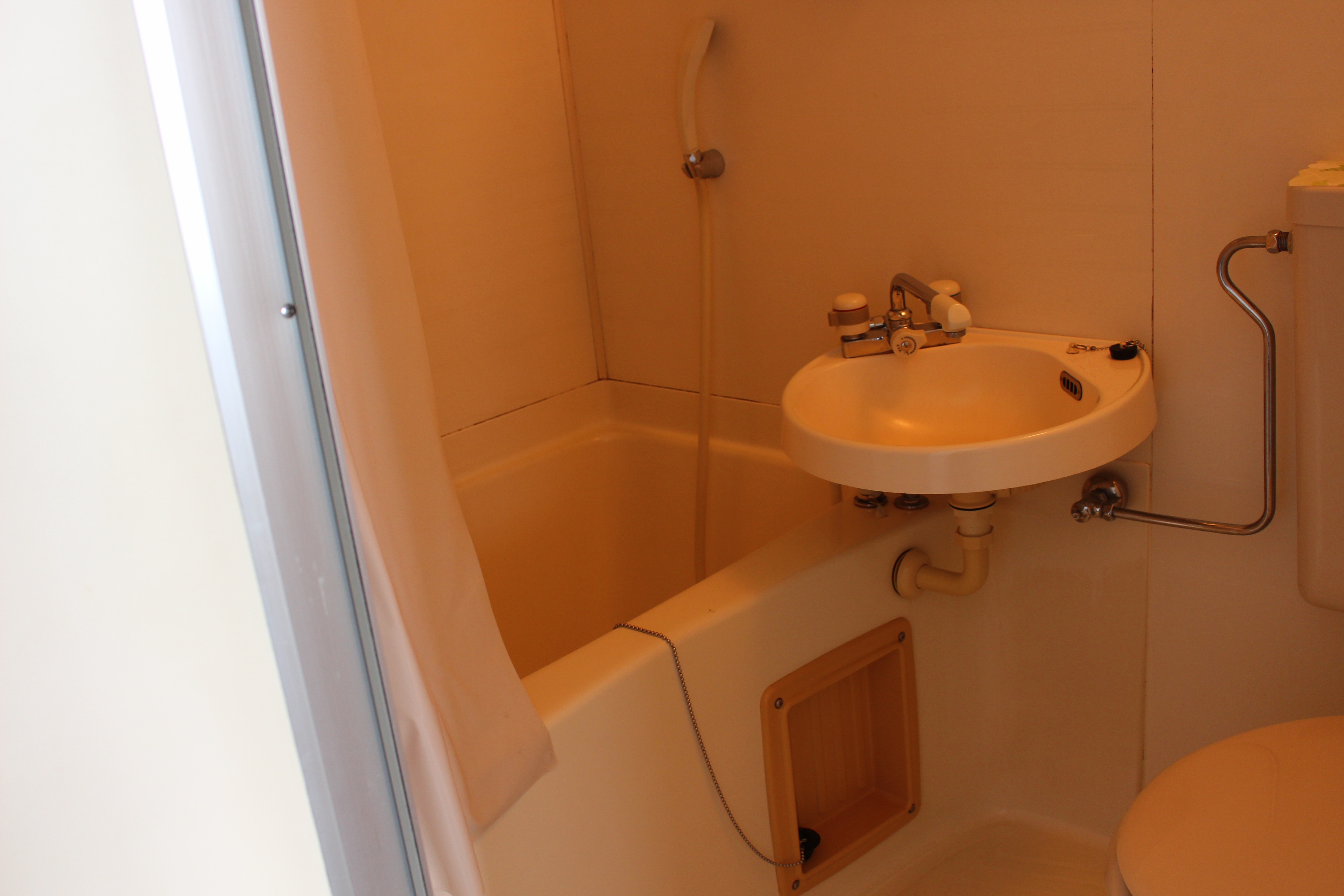 Unit bath / toilet