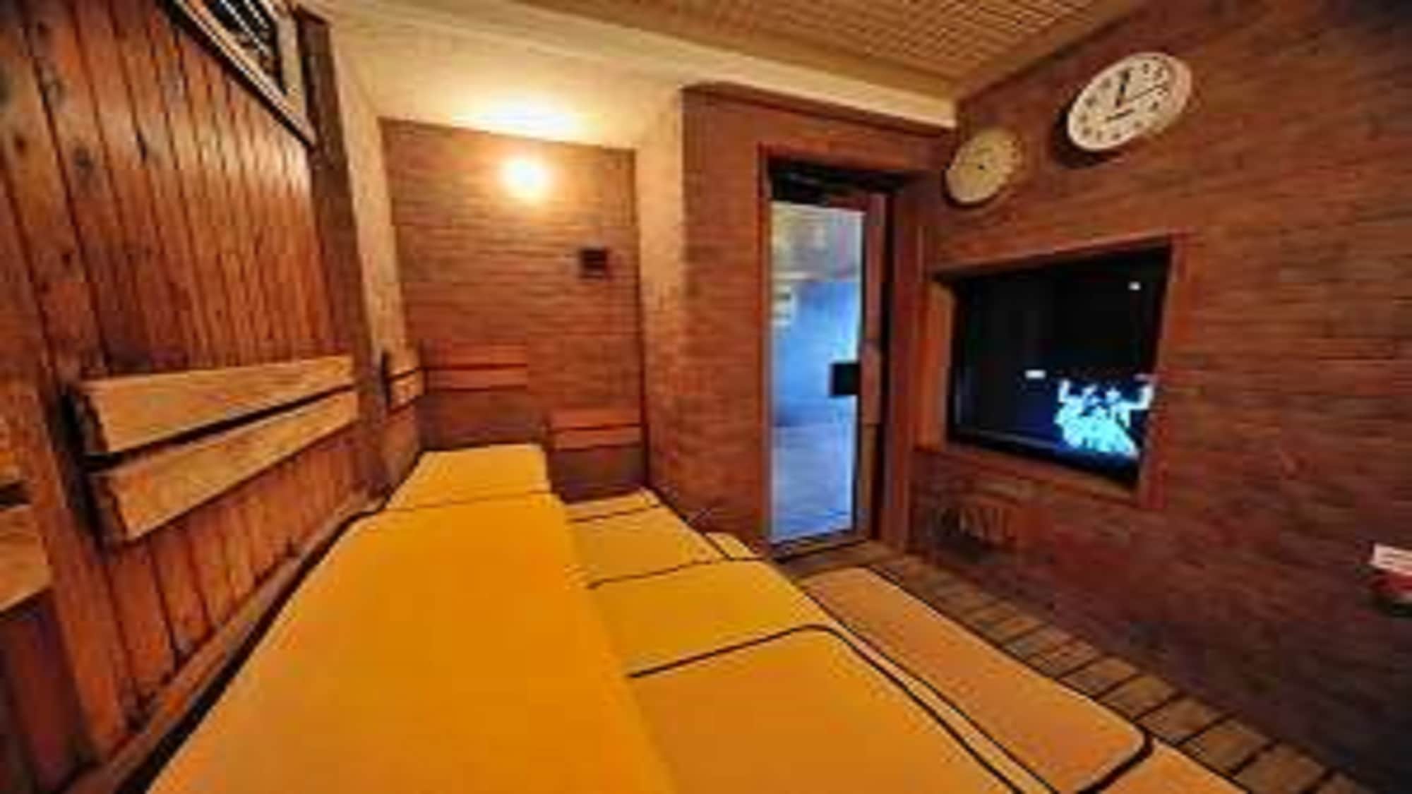 ■ [Men] Large communal bath High temperature sauna 15:00 to 1:00 the next day, 5:00 to 10:00 (capacity 4 people) Room temperature 96 ℃