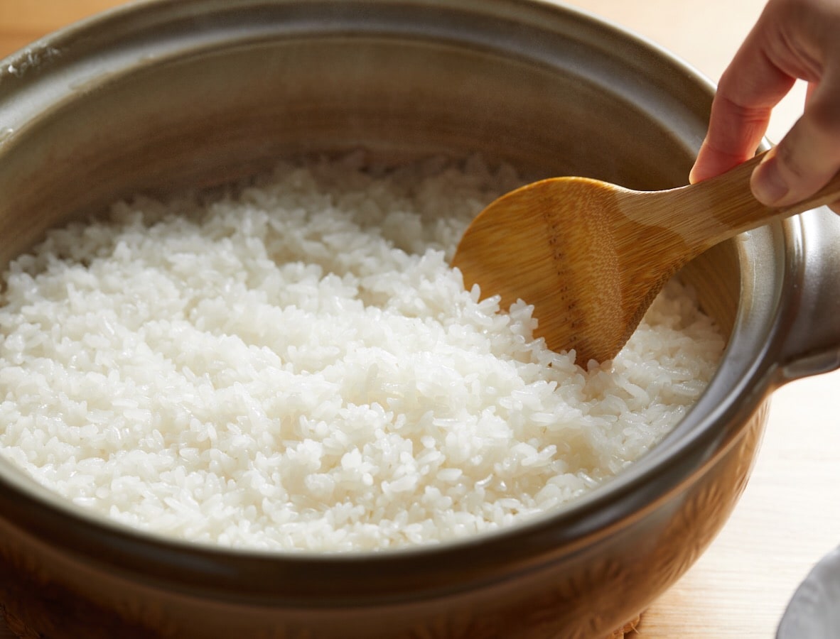 Earthenware pot rice