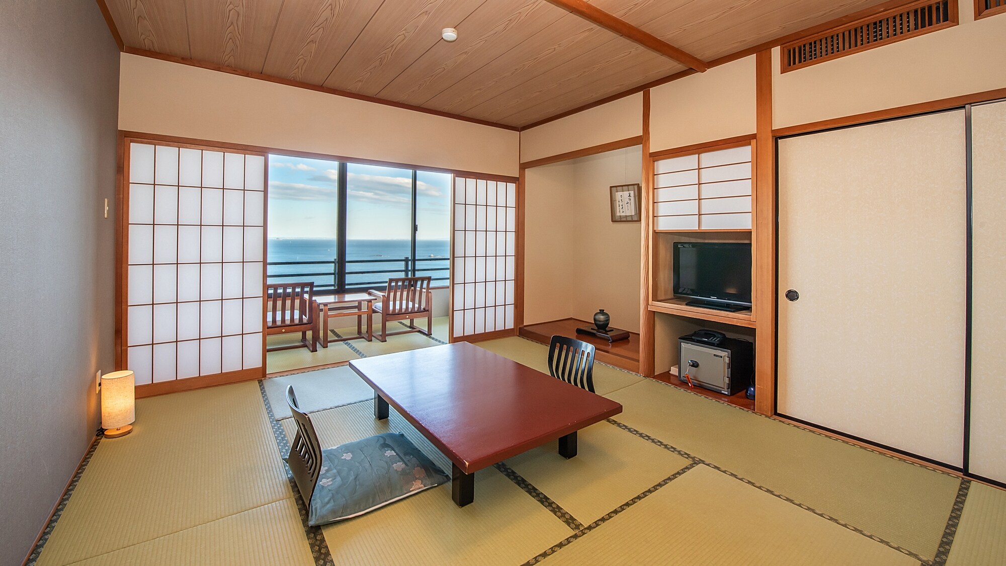 Ocean view Japanese style room [10 tatami mats]