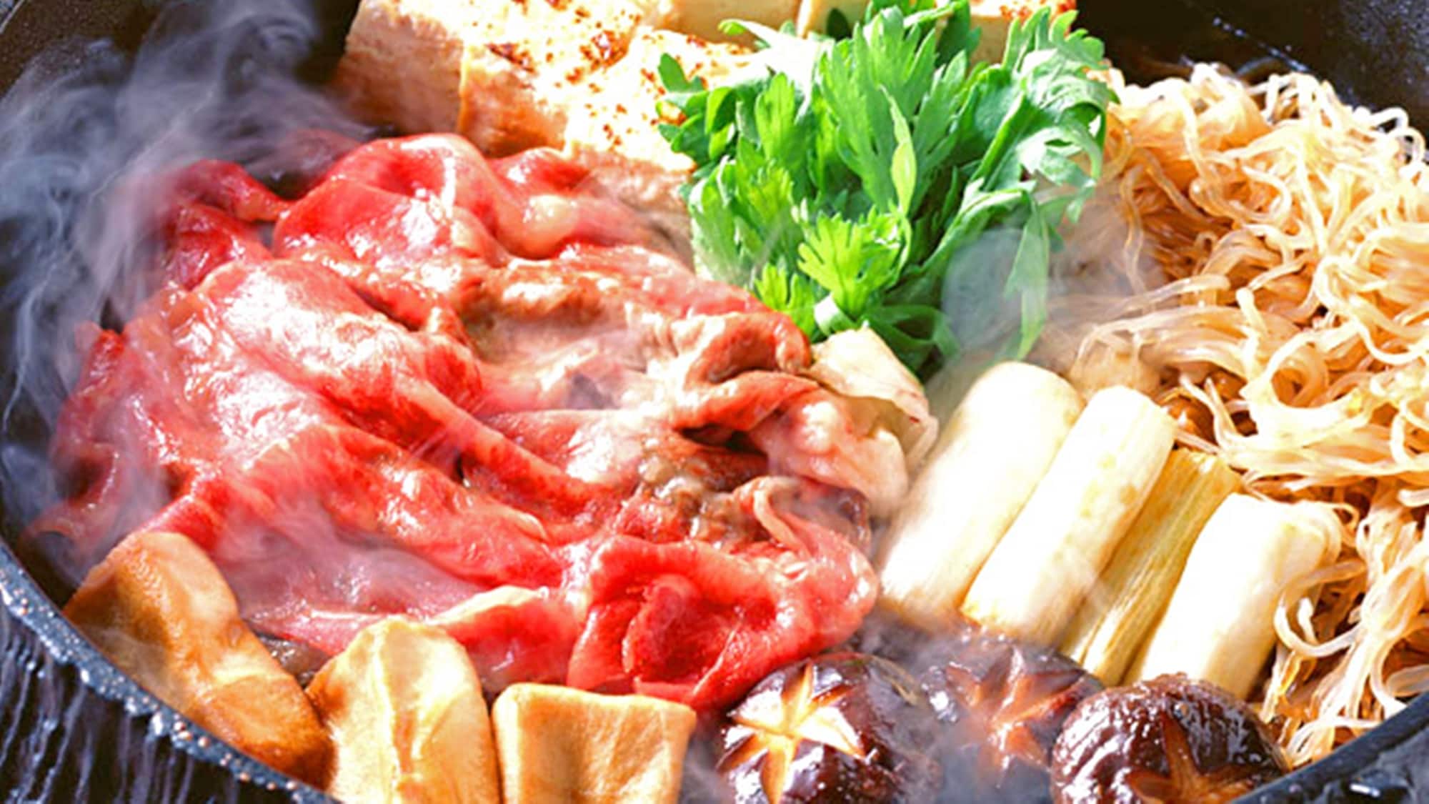 *【Sukiyaki example】Bubbling away in a special sauce ♪ A classic hot pot dish with a sweet and spicy flavor!