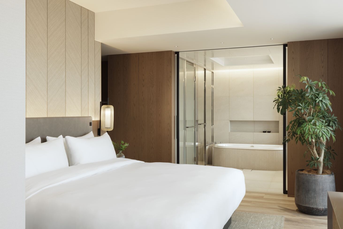 Euphoria Deluxe King City View