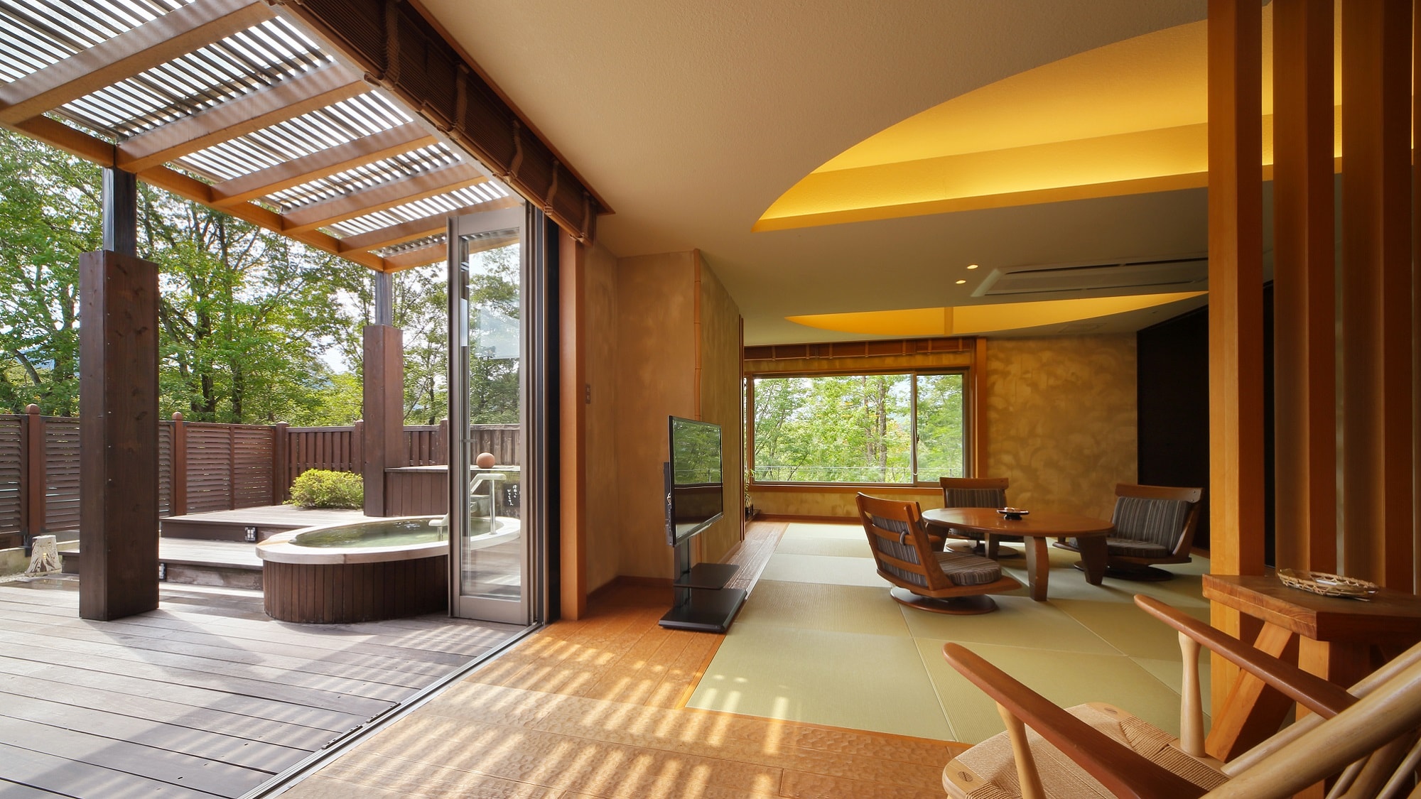 A guest room with an open-air bath, Star Story "Manten no Yume"