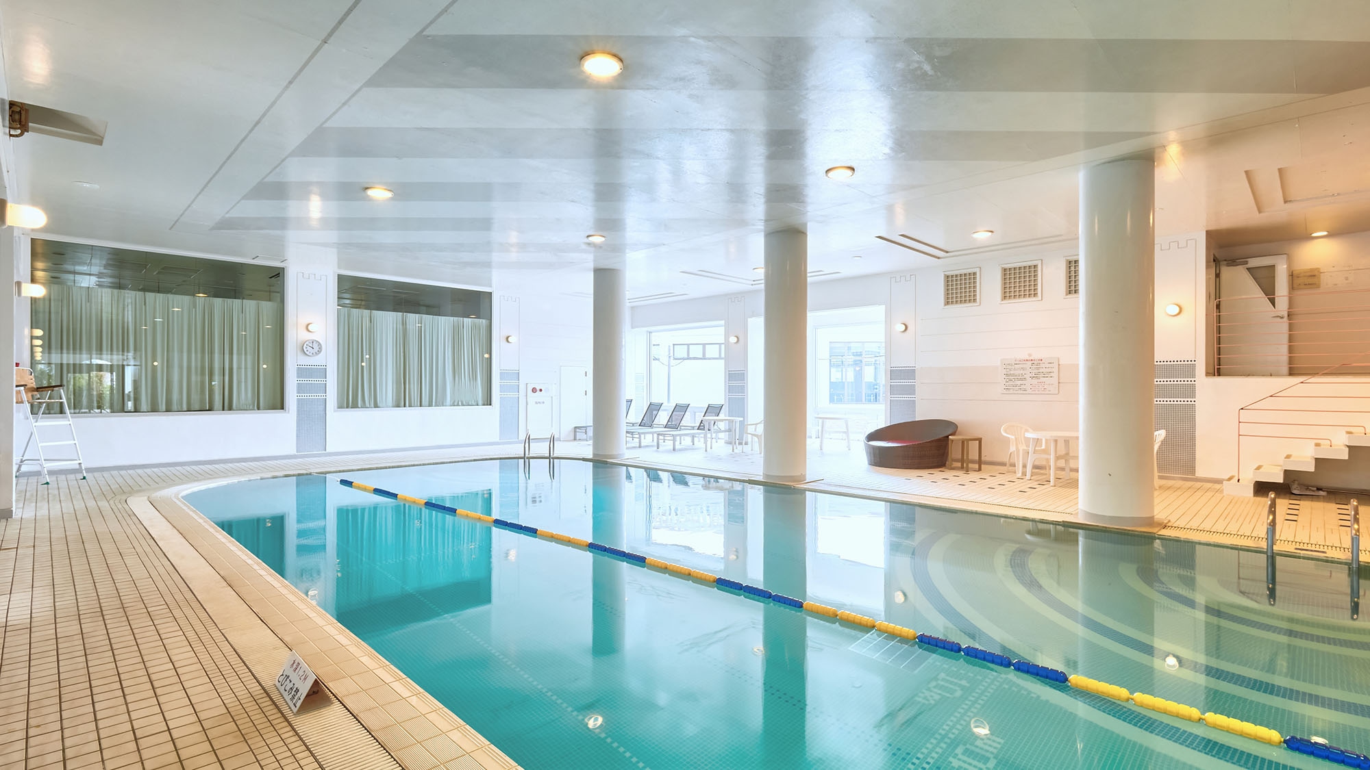 [Indoor pool / Open all year]
