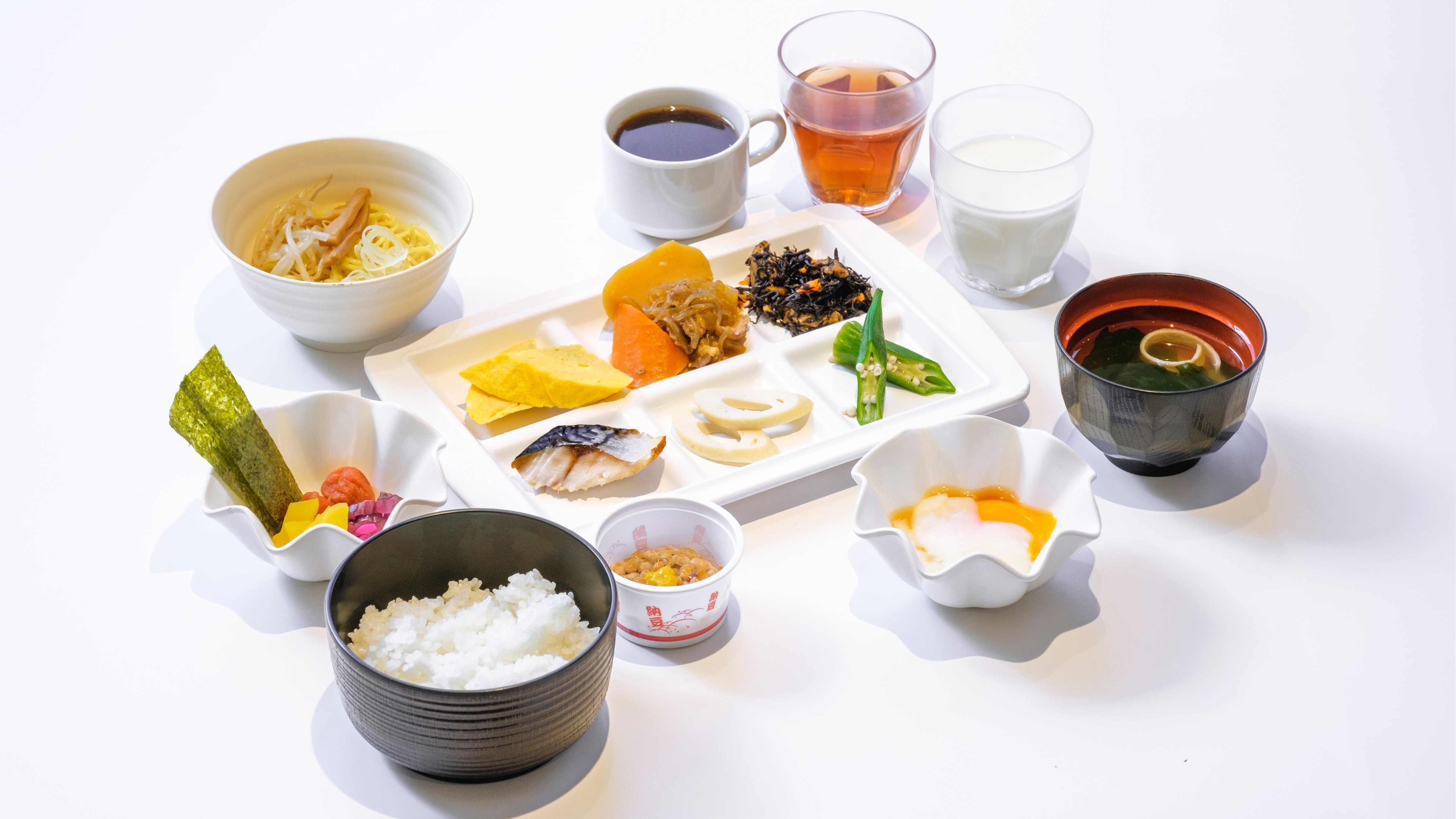 Breakfast buffet (example of Japanese food presentation)