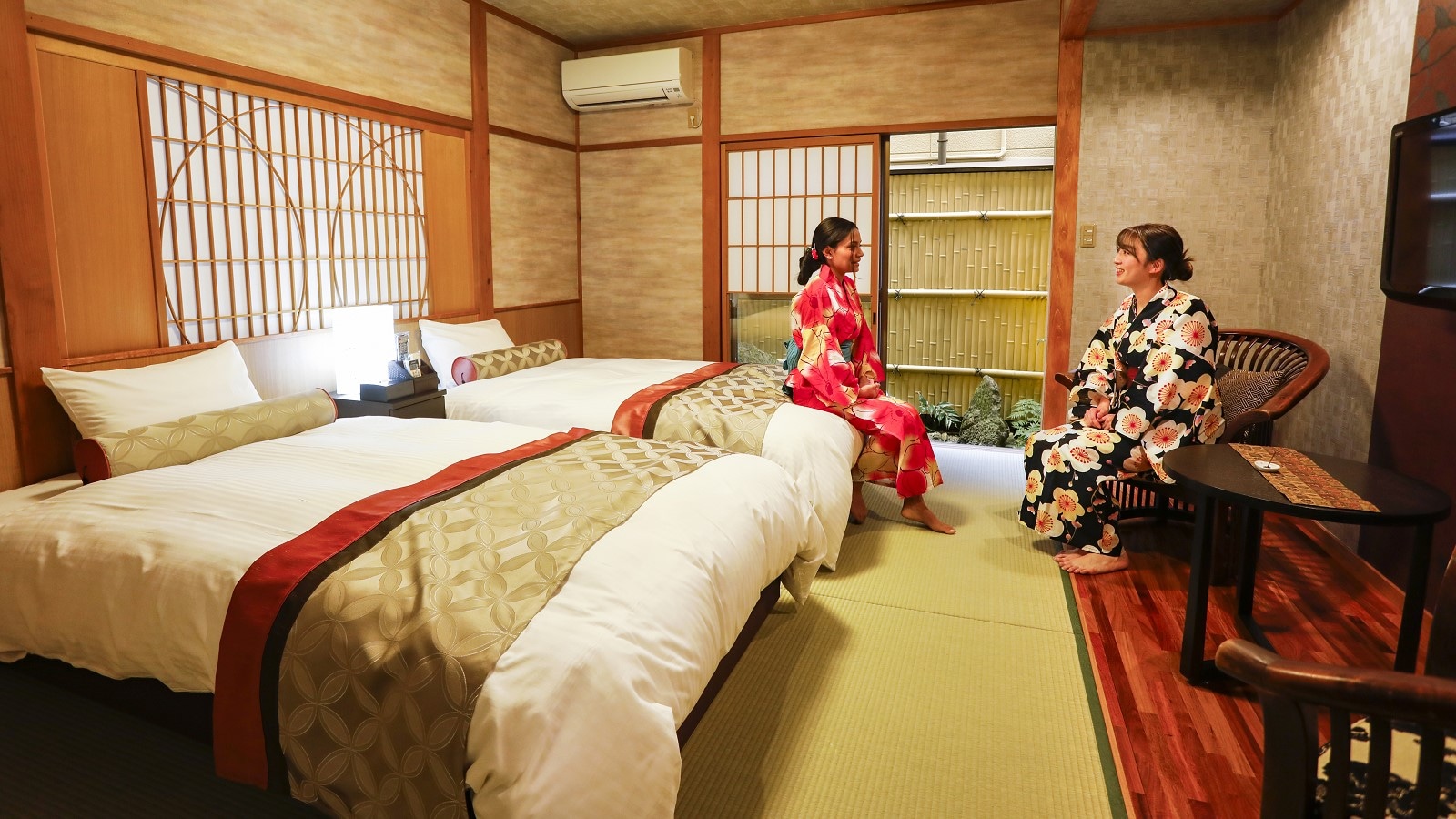 In the guest room "Camellia Room"