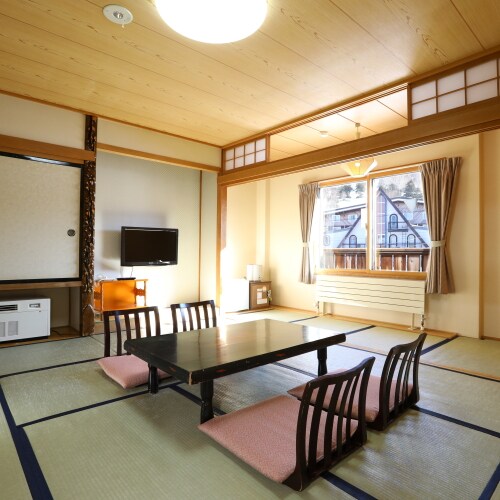 Room 8