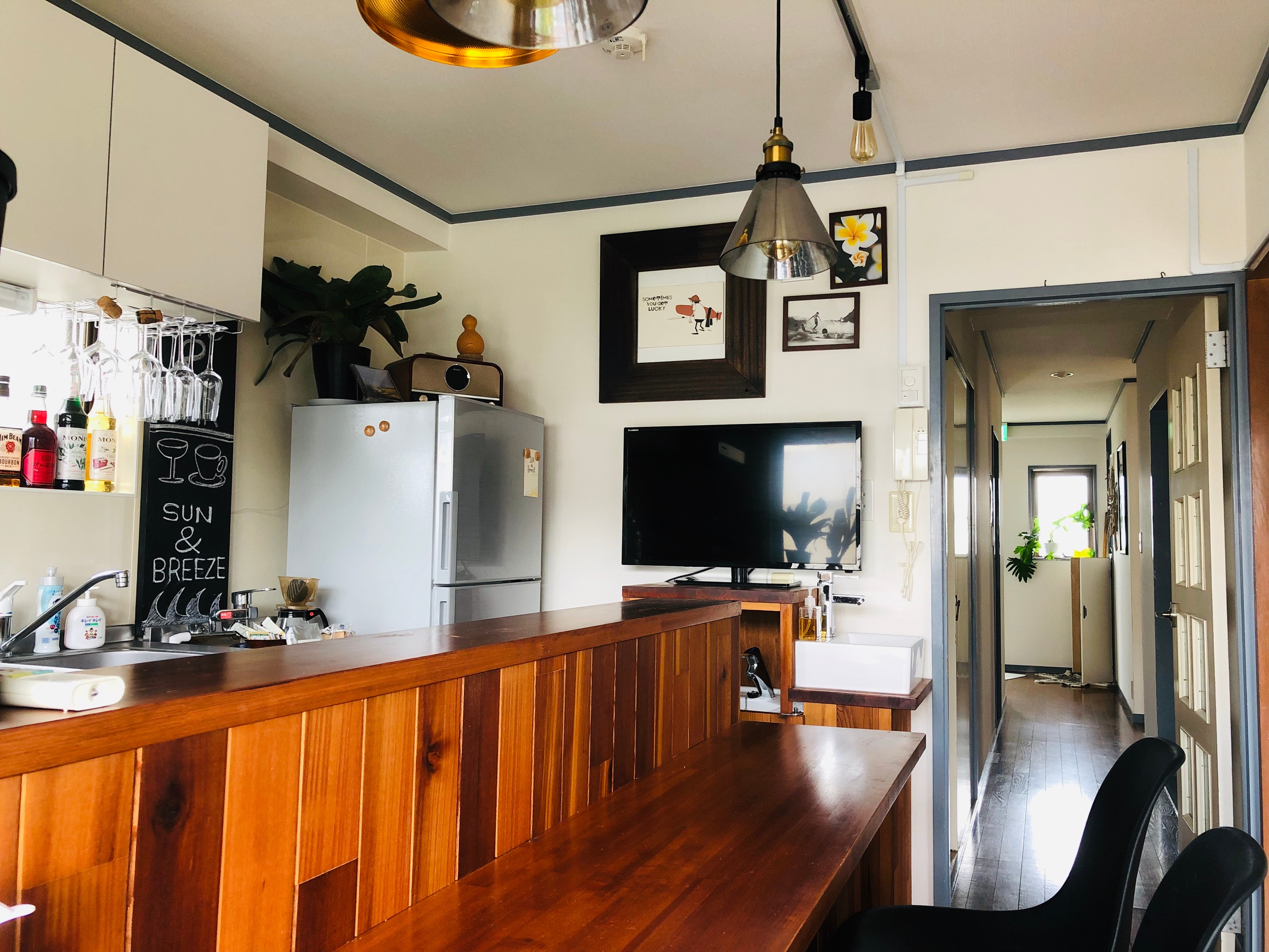 Dining & Kitchen