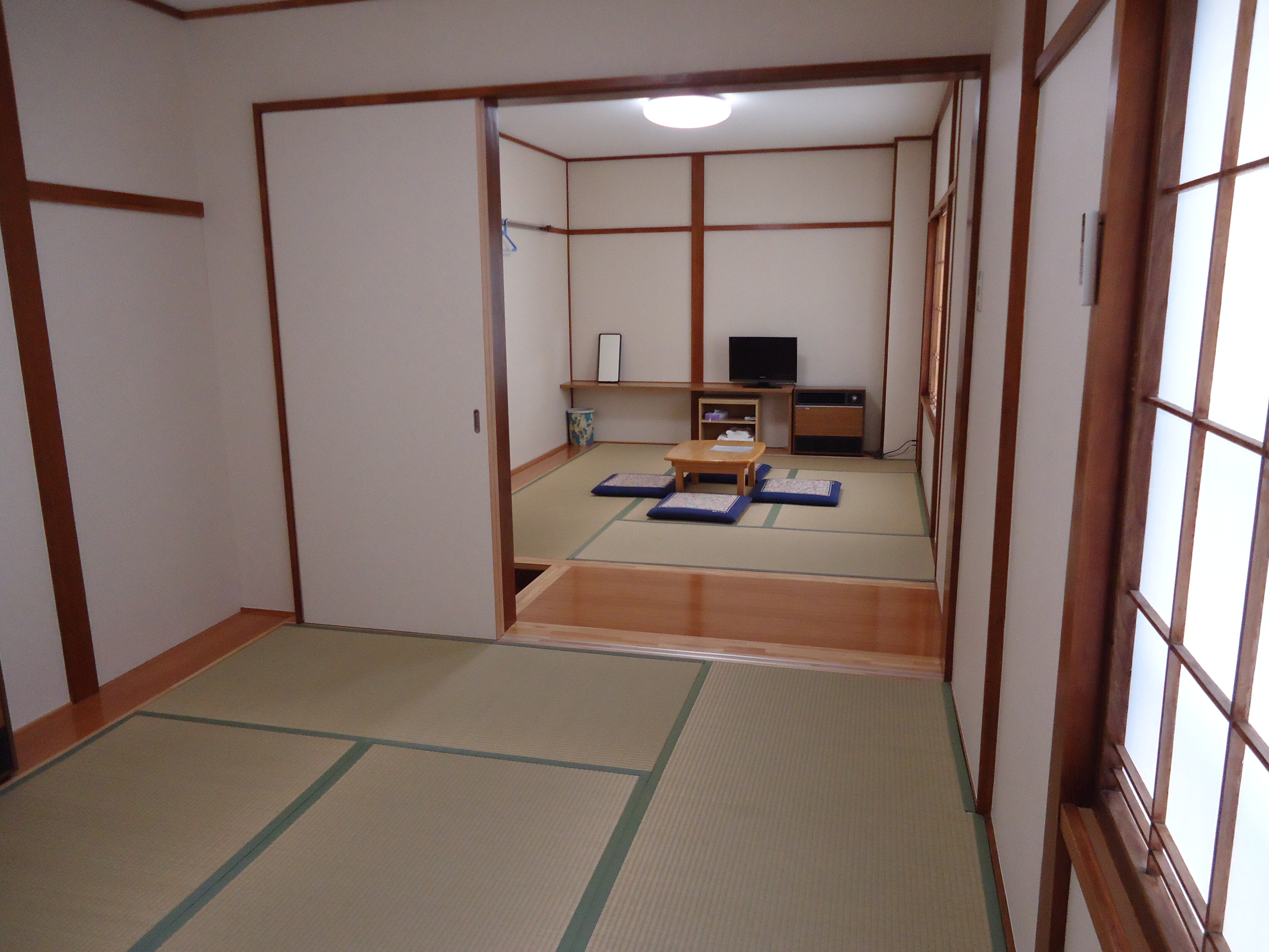 Two 6 tatami Japanese-style rooms