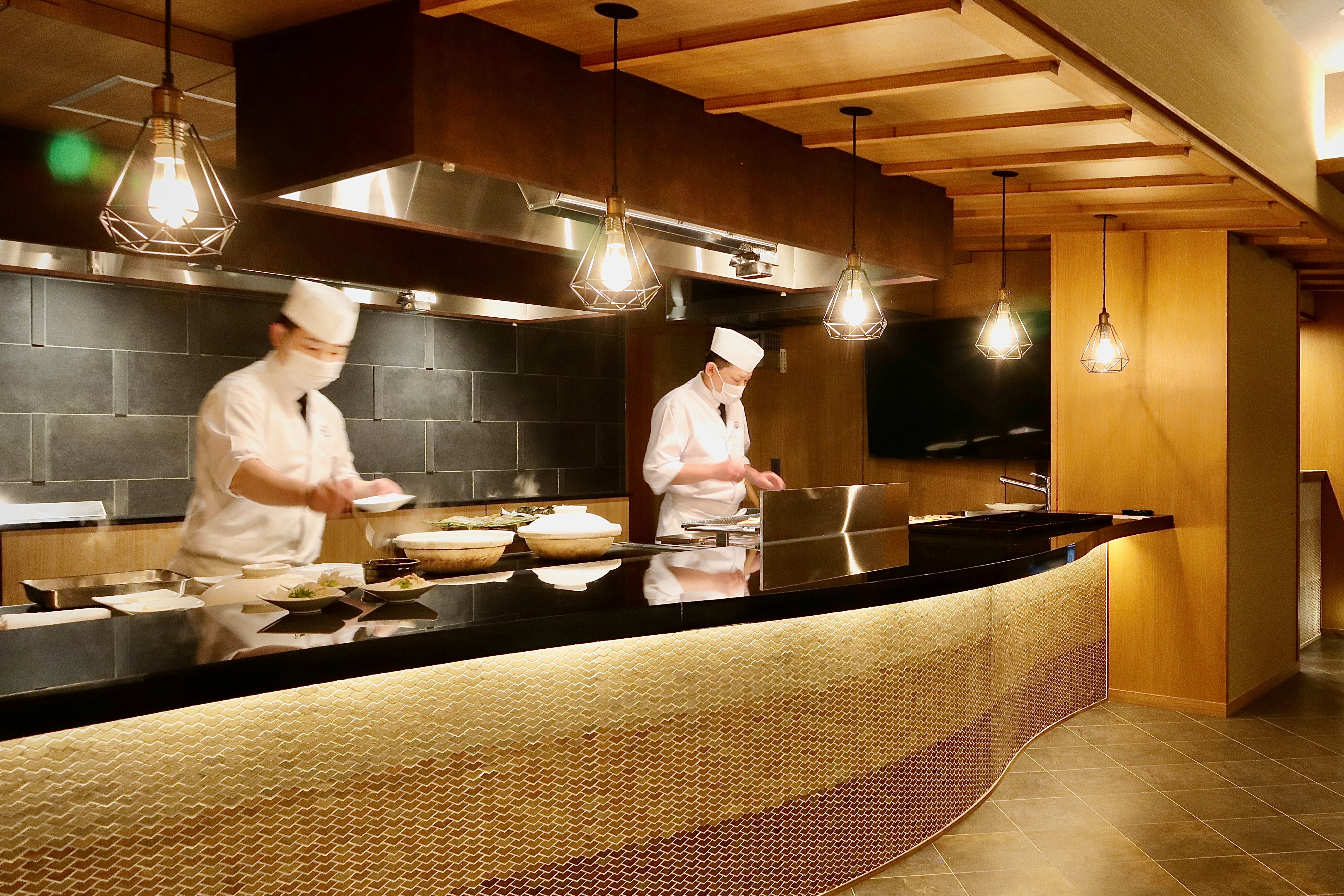 Dining room "Fushikaden" open kitchen