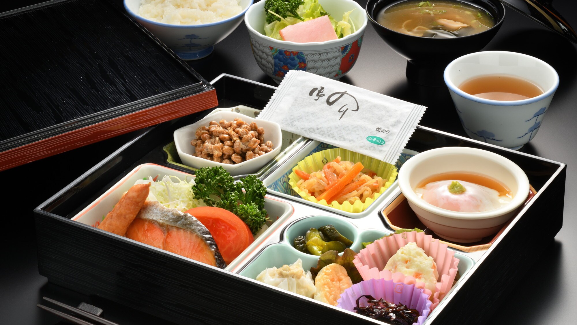 อาหารเช้าแบบญี่ปุ่น *รูปภาพใช้เพื่อประกอบการอธิบาย