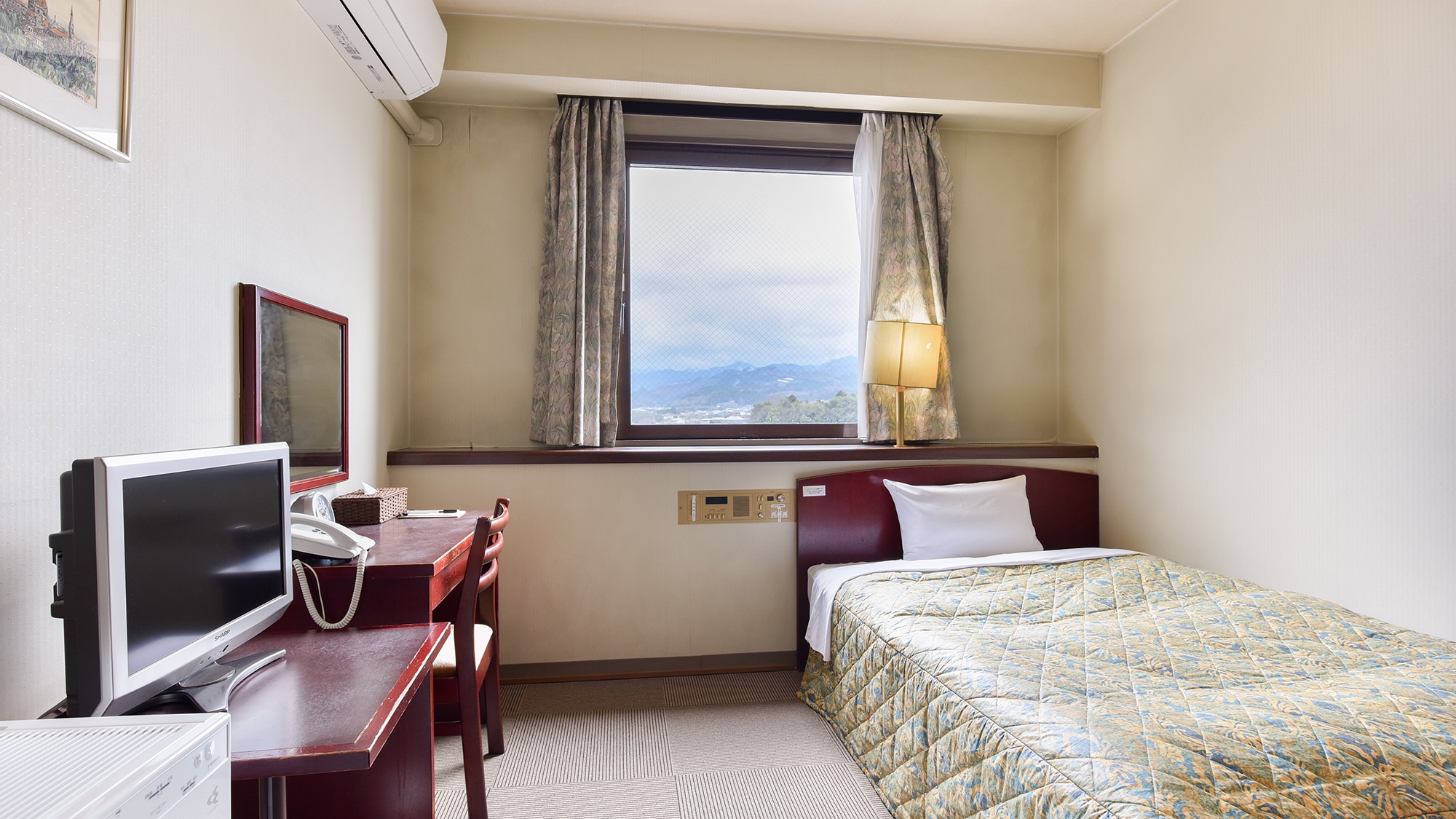 Single room example (*Rooms cannot be specified)