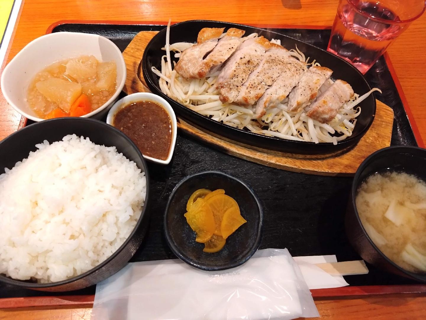 ユーランド八橋 トンテキ定食.JPG