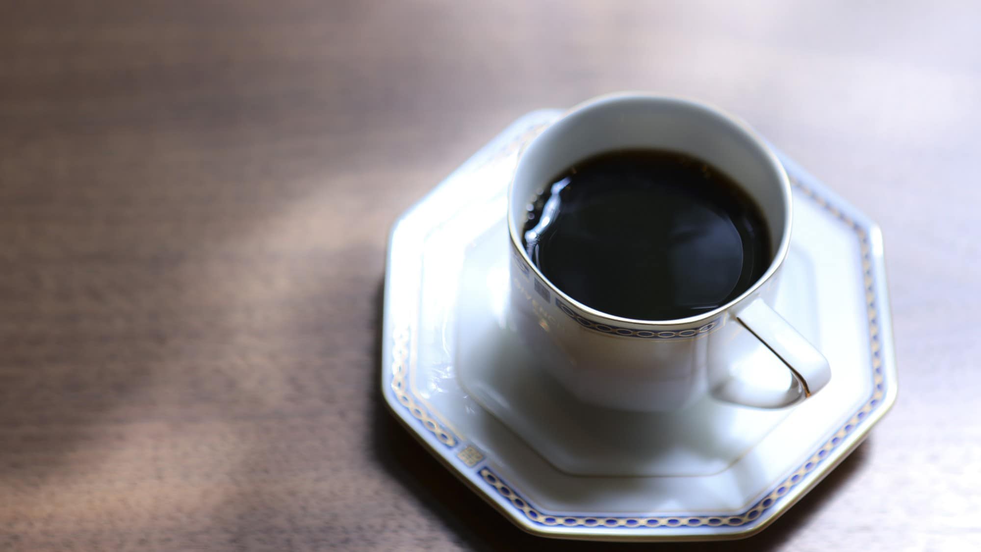 We provide free drinks such as coffee and tea.